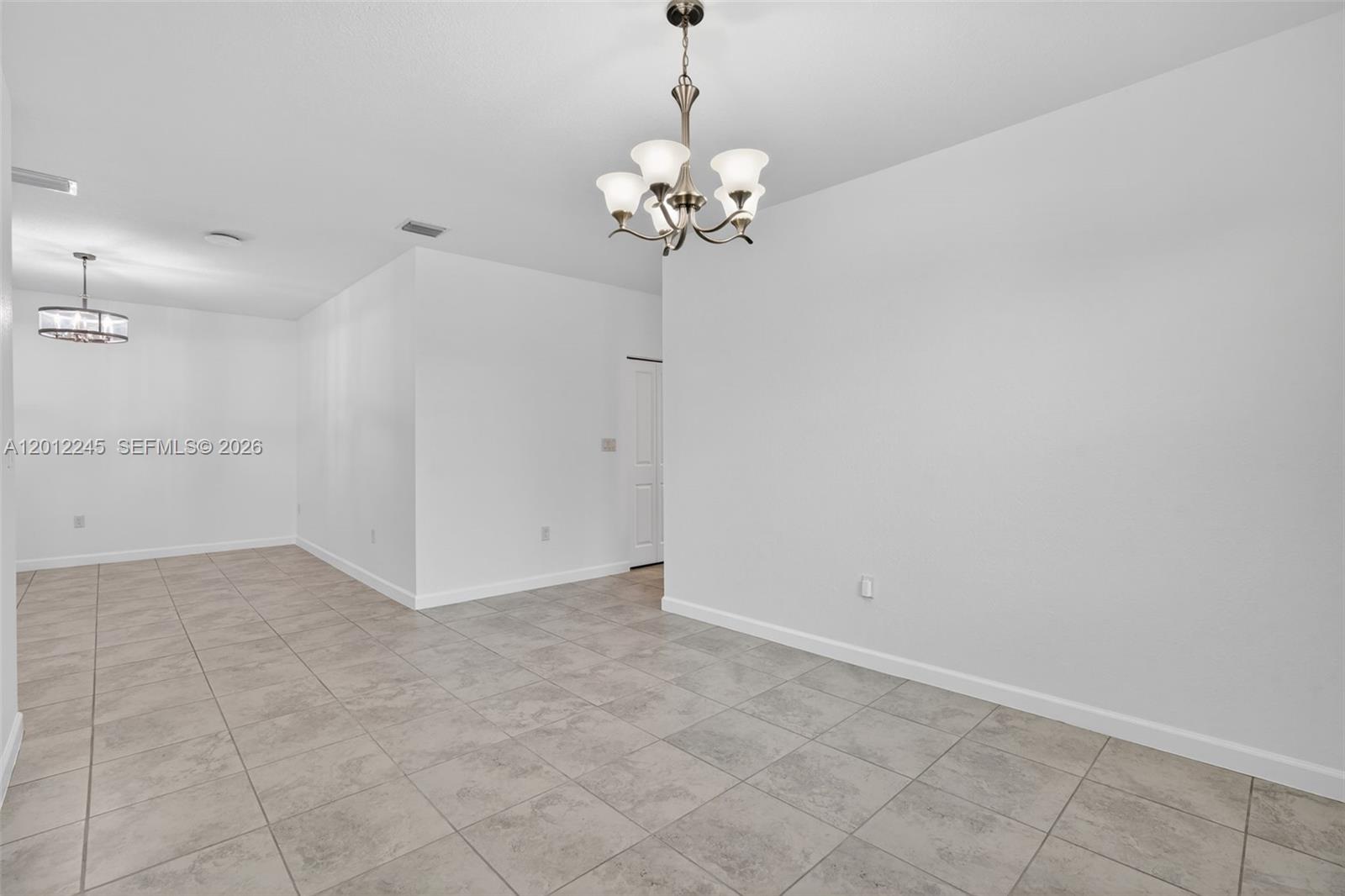 KINGMAN COMMONS - Residential