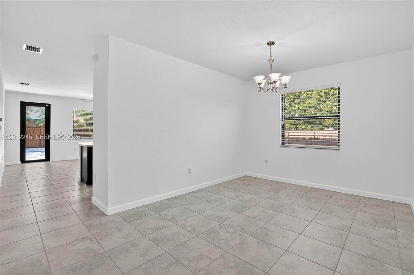 KINGMAN COMMONS - Residential
