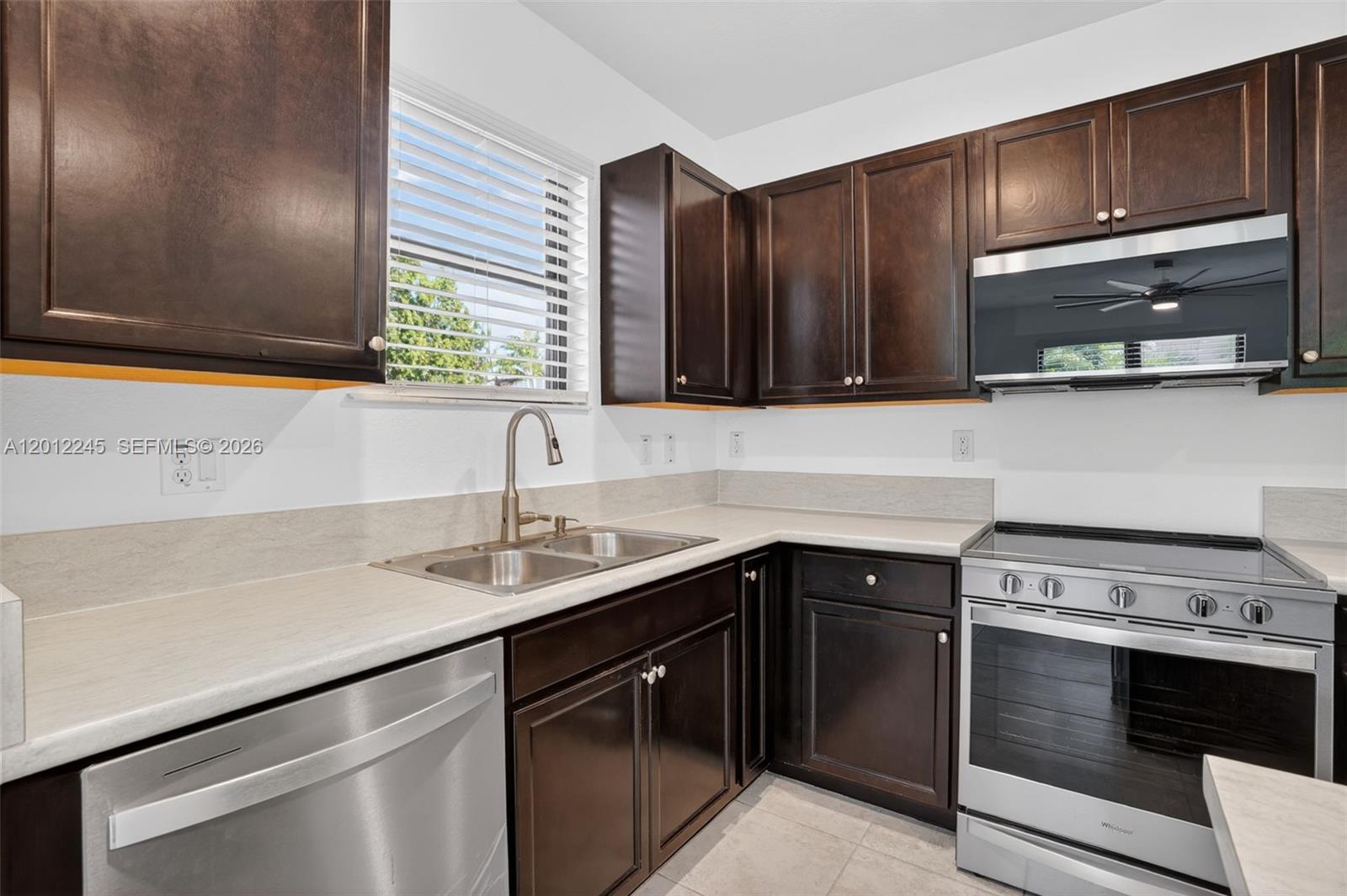 KINGMAN COMMONS - Residential