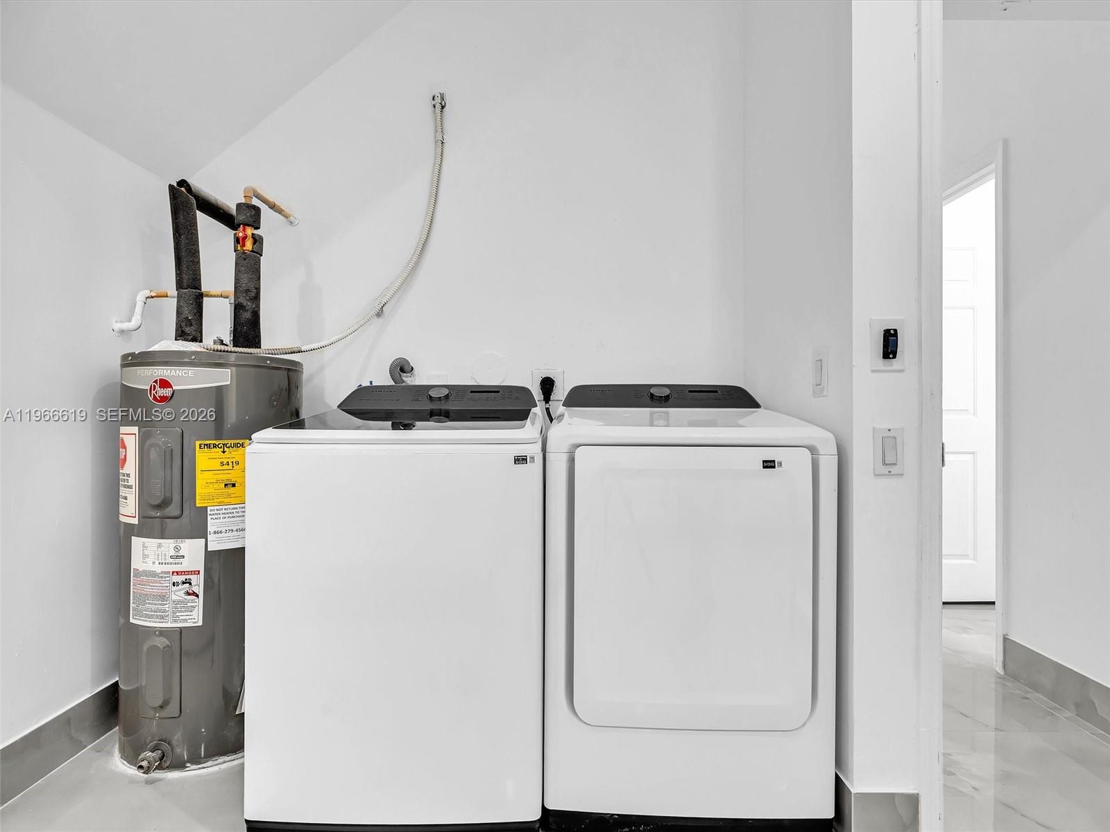 MAPLE RIDGE - Residential