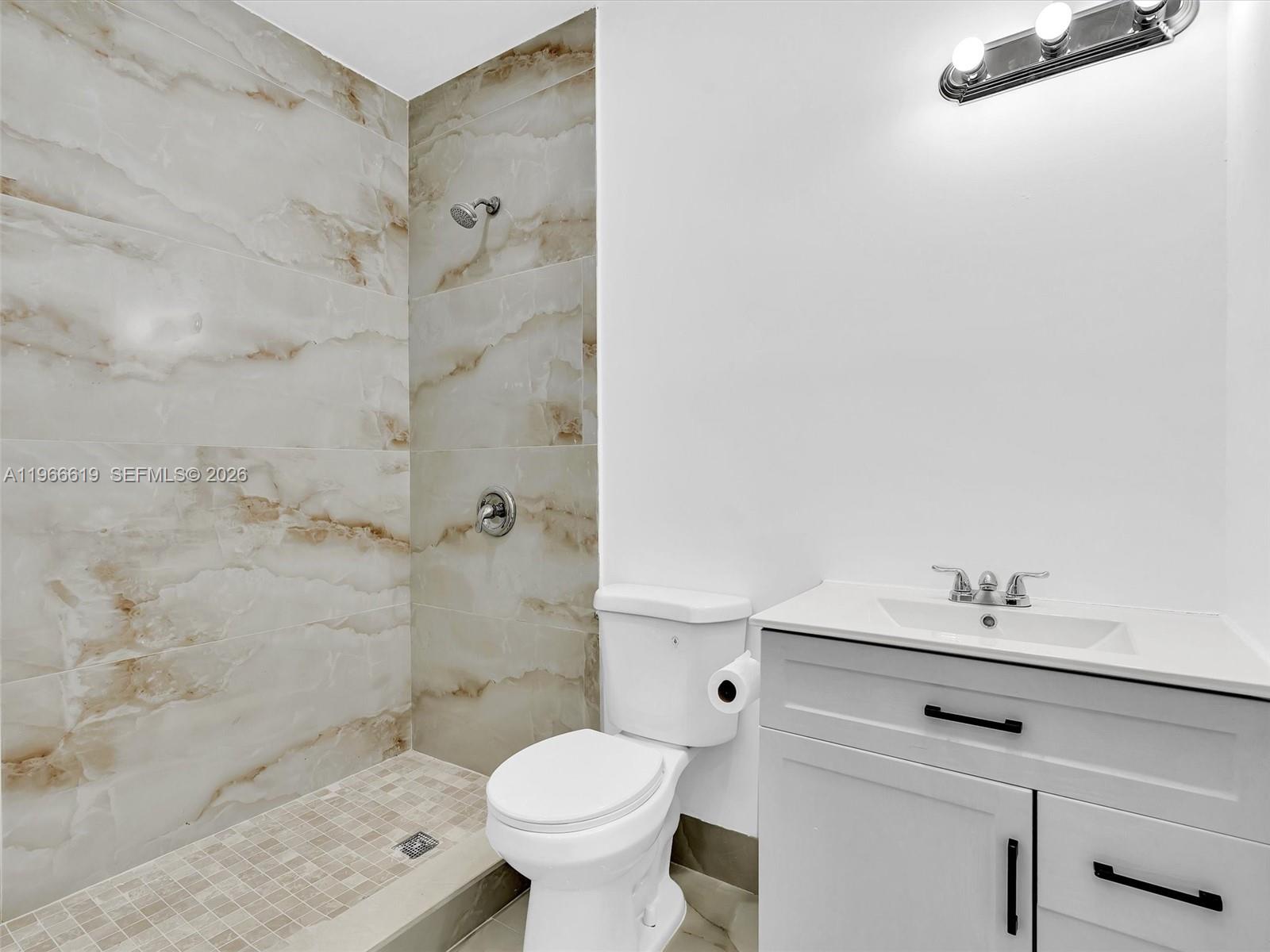 MAPLE RIDGE - Residential