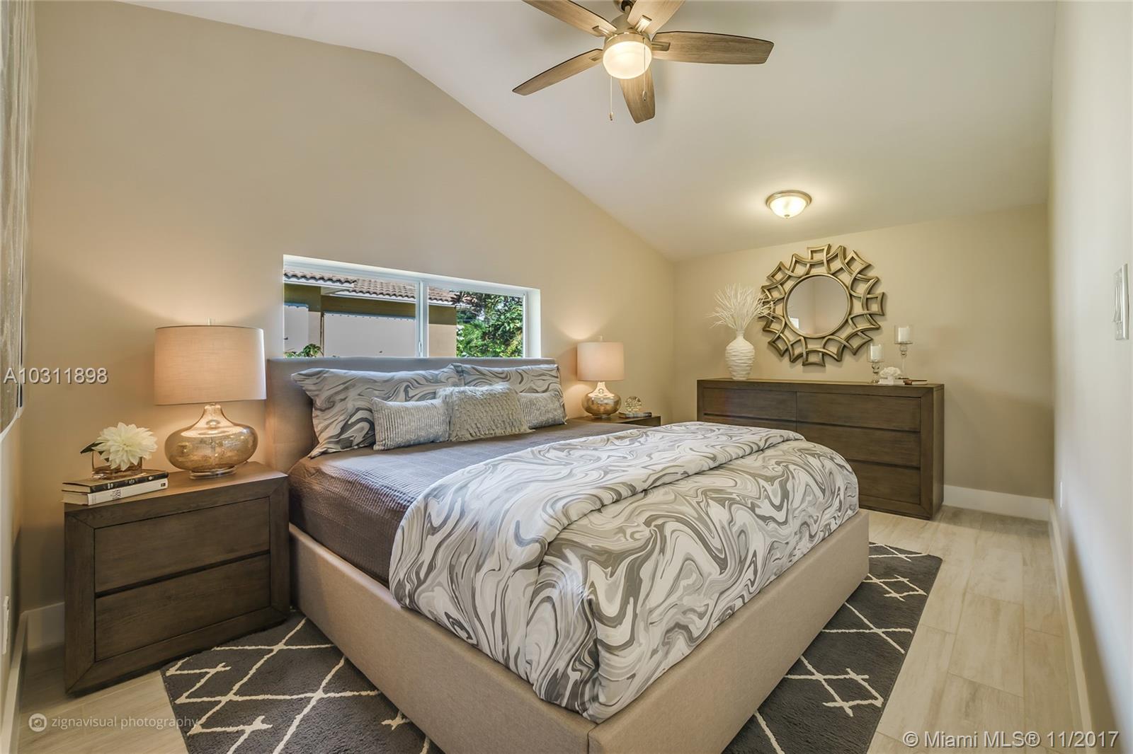 MIAMI SHORES SEC 6 - Residential