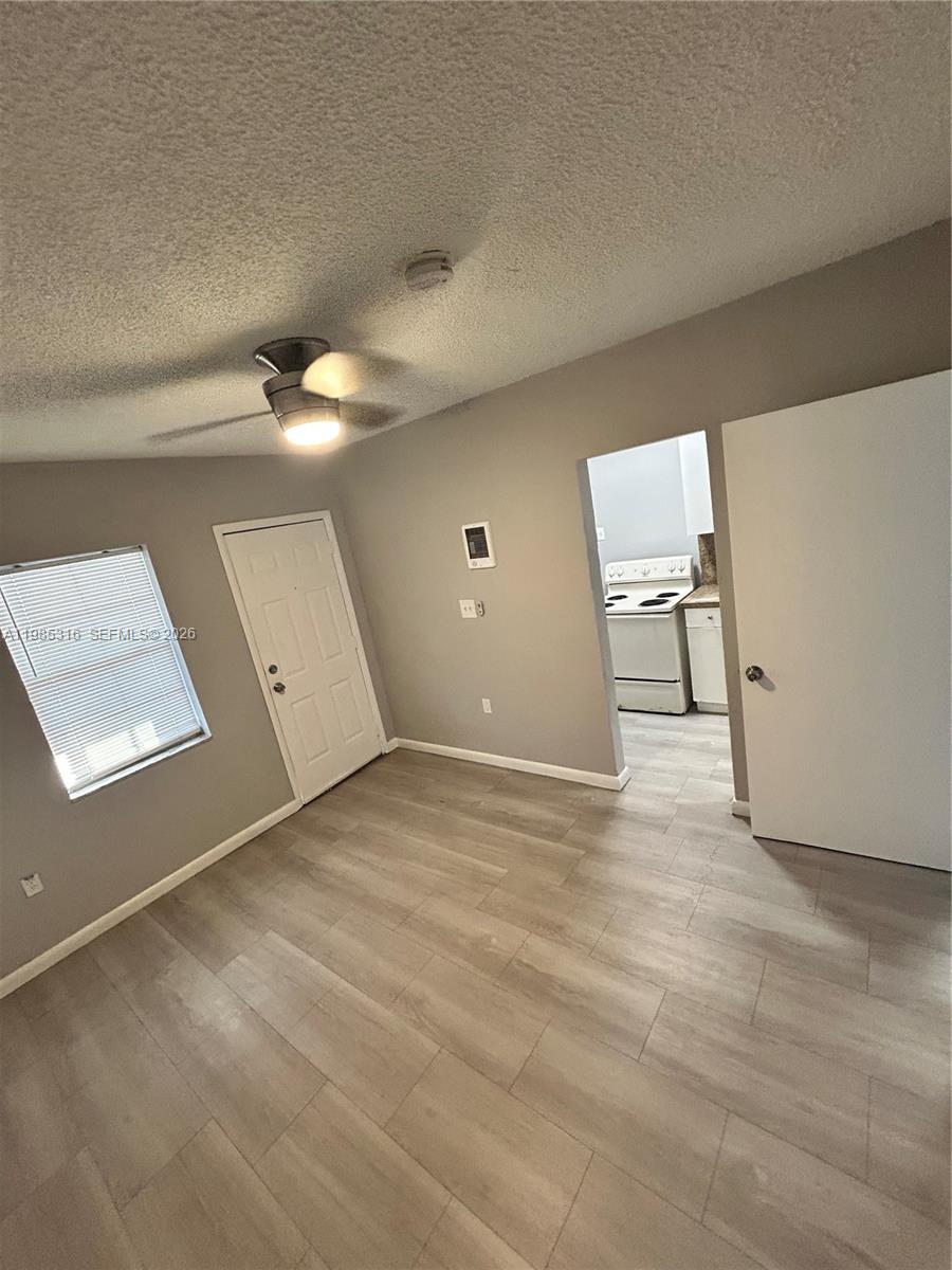 WADDELLS ADDN - Residential Lease