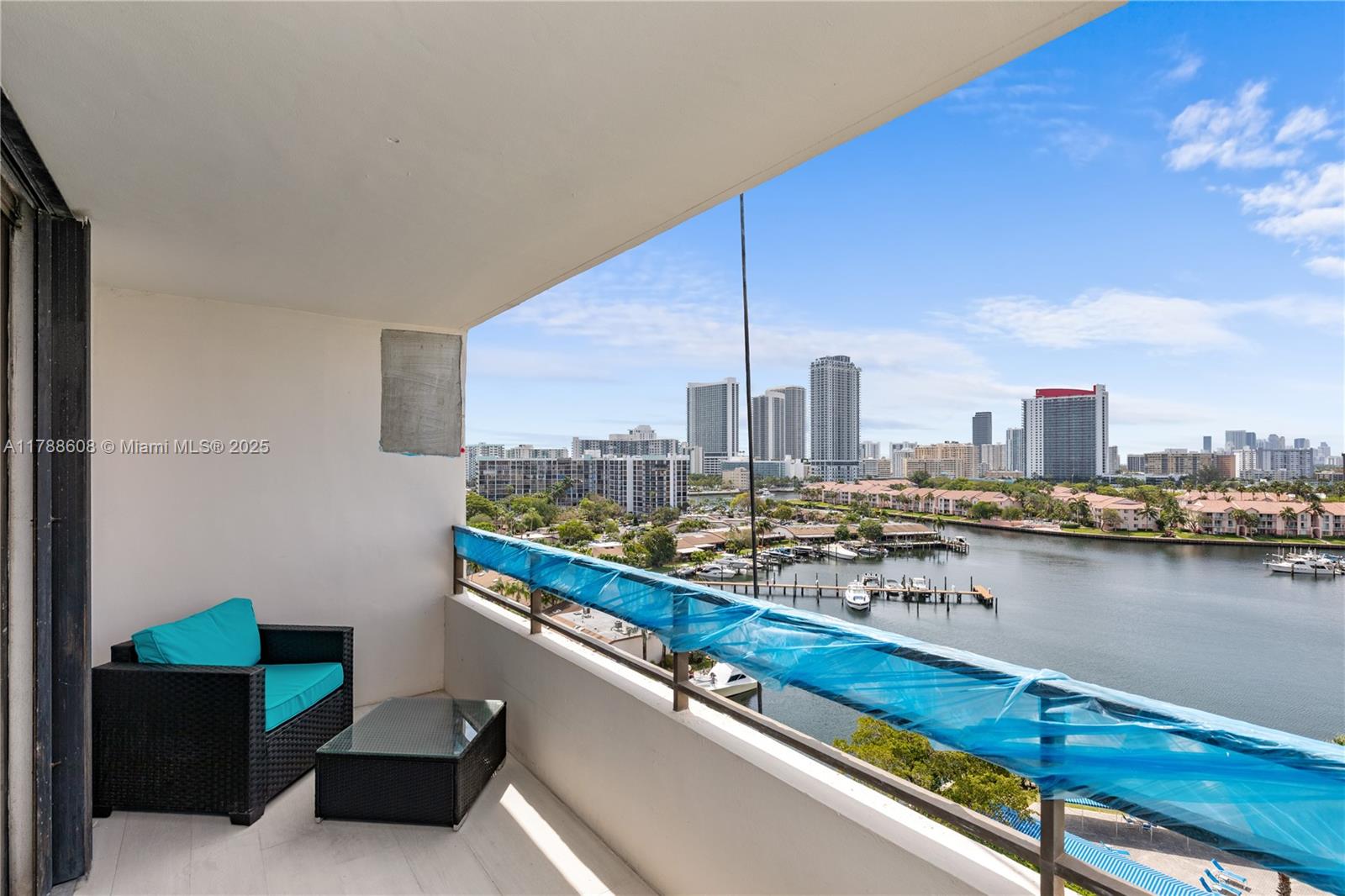 OLYMPUS CONDO PHASE - Residential