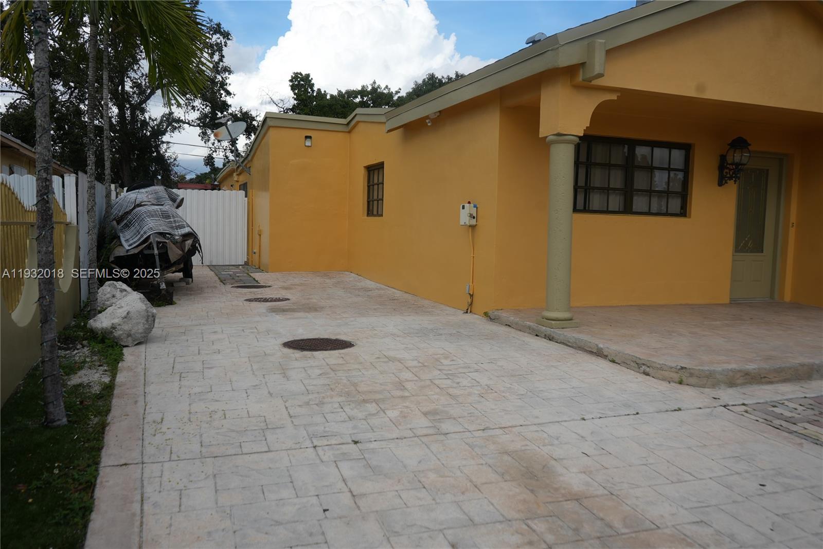 RICMAR HEIGHTS - Residential Lease