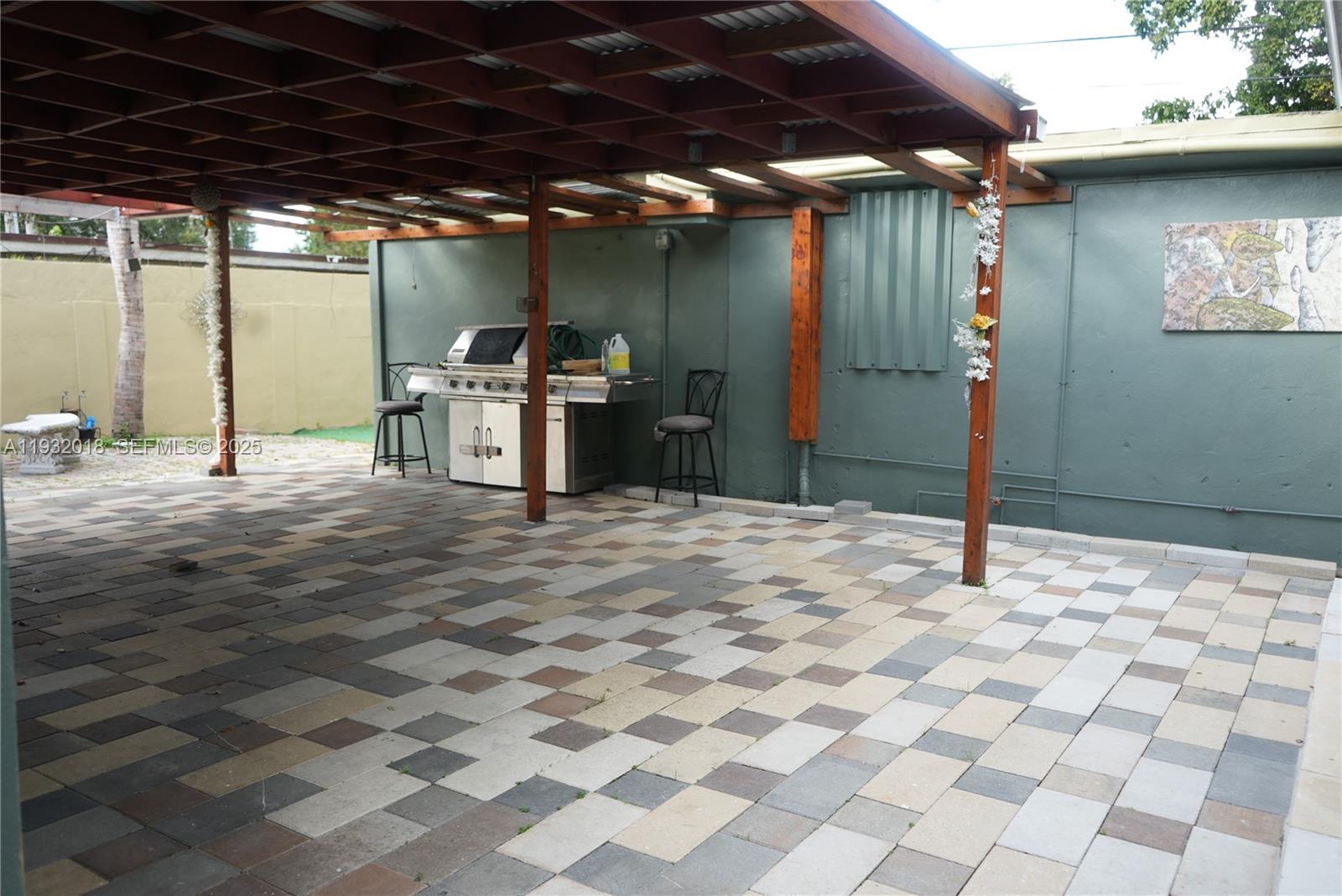 RICMAR HEIGHTS - Residential Lease