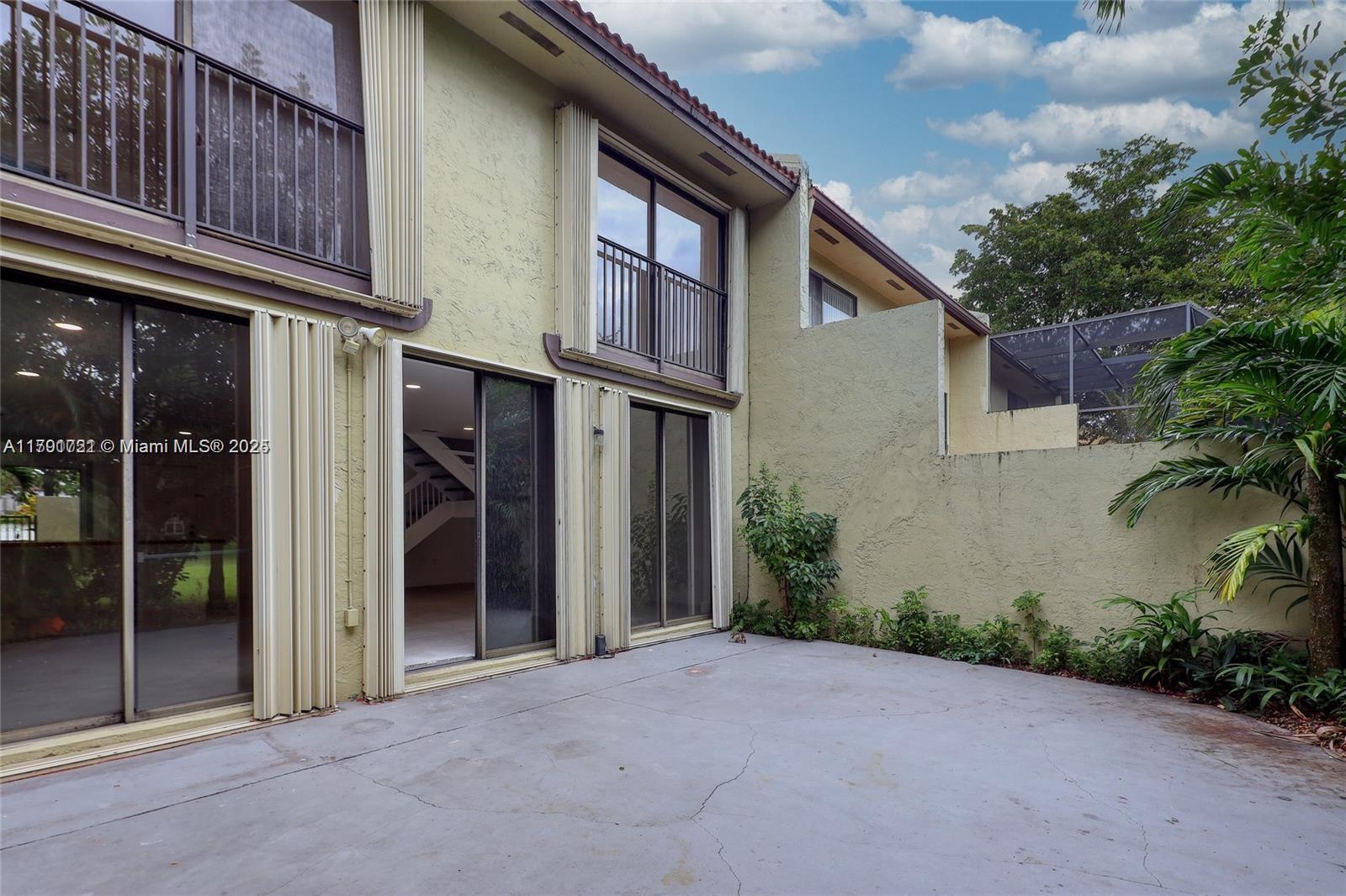 COSTA DEL SOL CONDO J - Residential