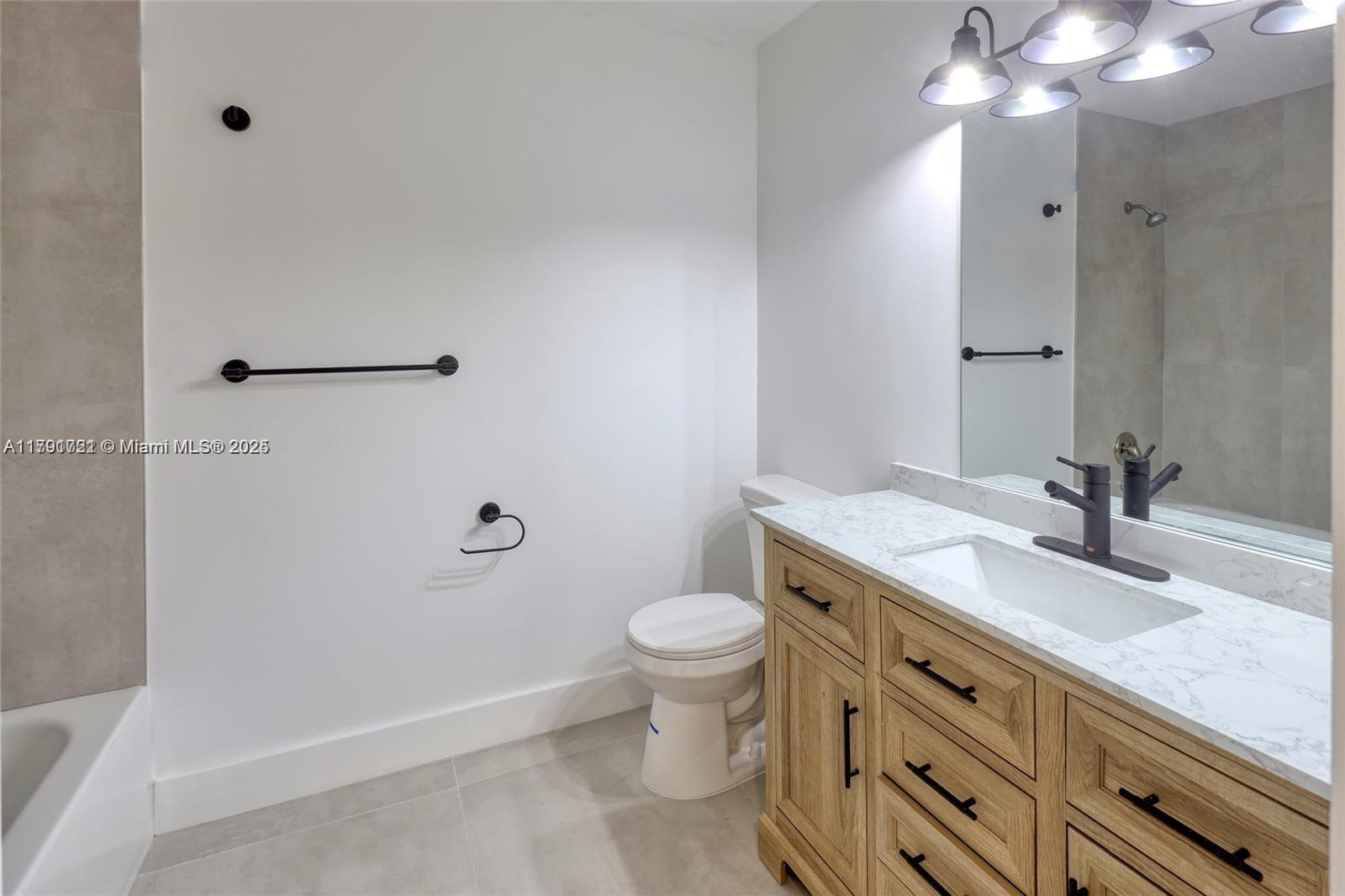 COSTA DEL SOL CONDO J - Residential