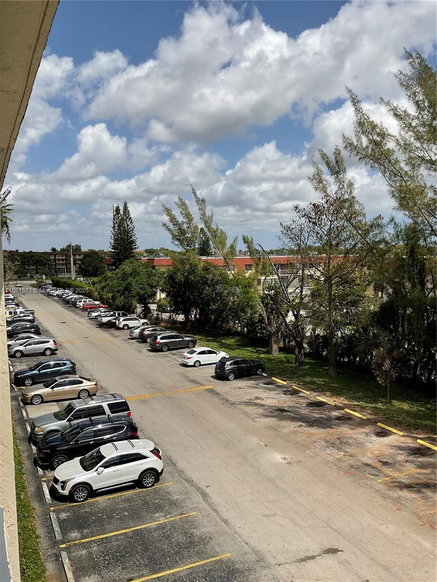 CYPRESS CHASE CONDO NO 6 - Residential Lease