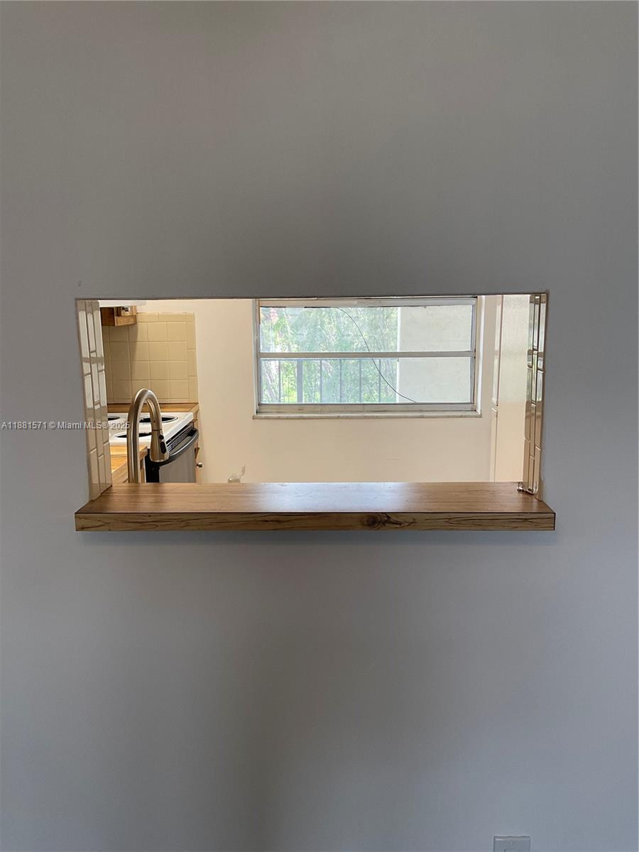 CYPRESS CHASE CONDO NO 6 - Residential Lease