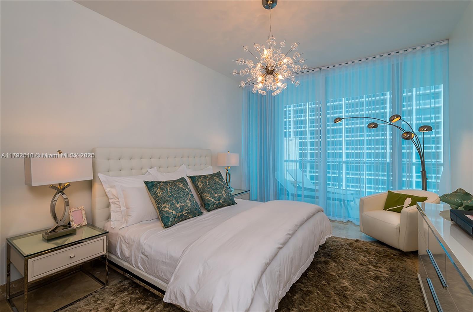 6799 Collins Ave 503