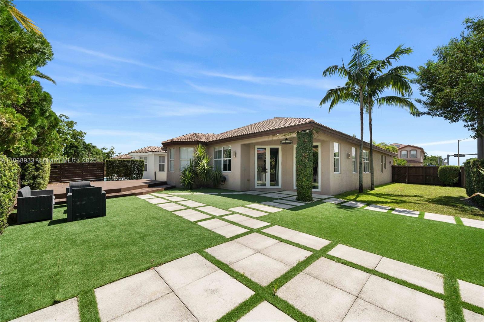 8555 NW 111th Ct 8555