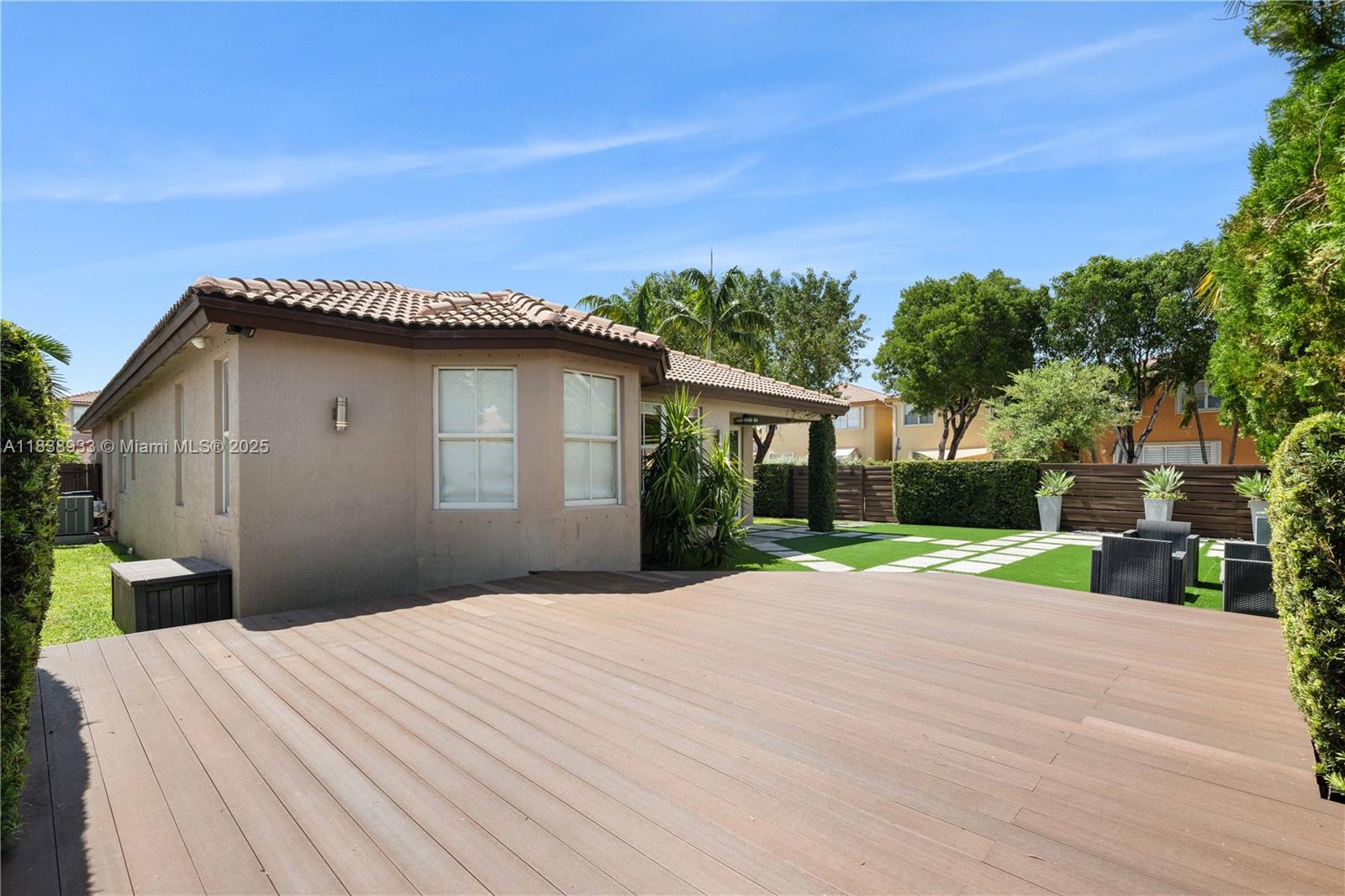 8555 NW 111th Ct 8555
