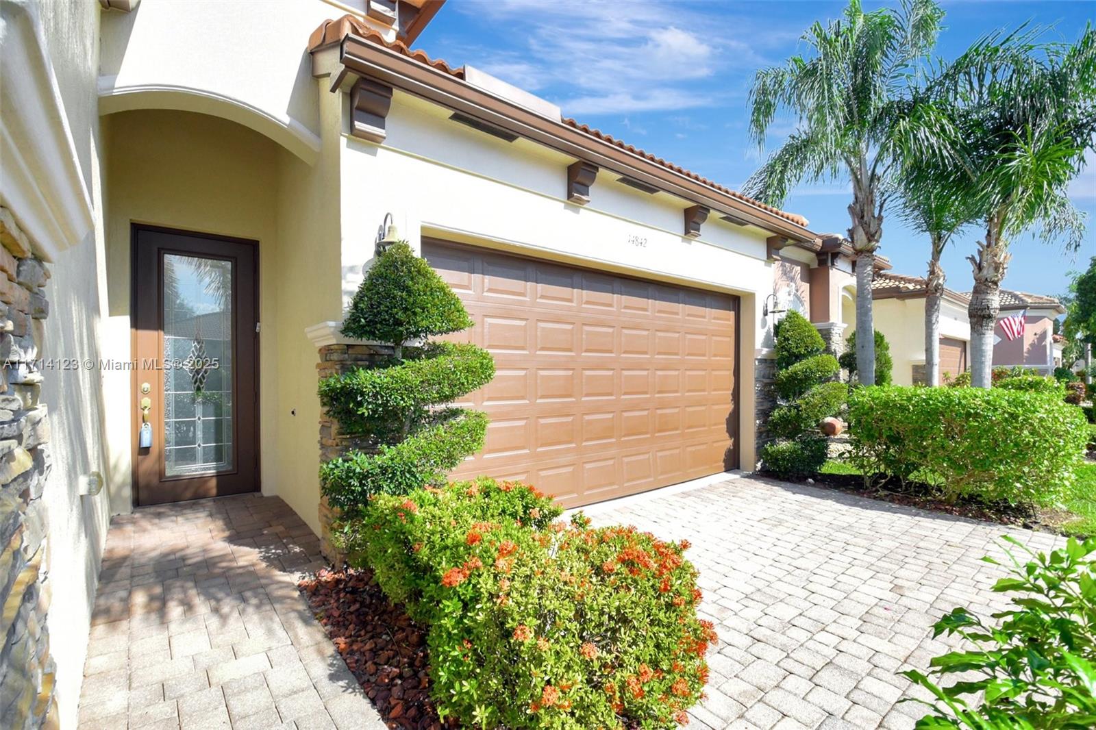 VILLAGGIO RESERVE - Residential