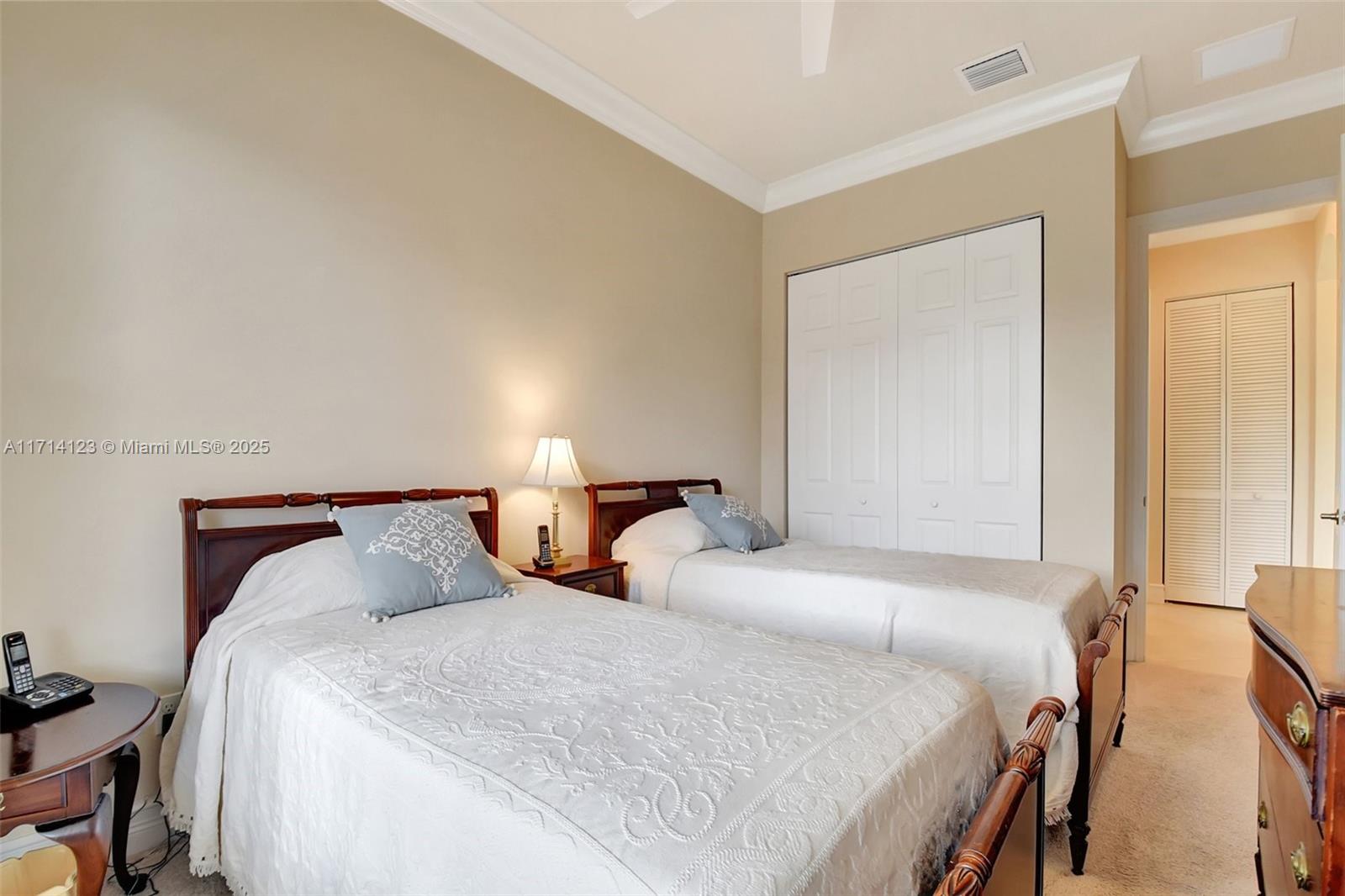 VILLAGGIO RESERVE - Residential