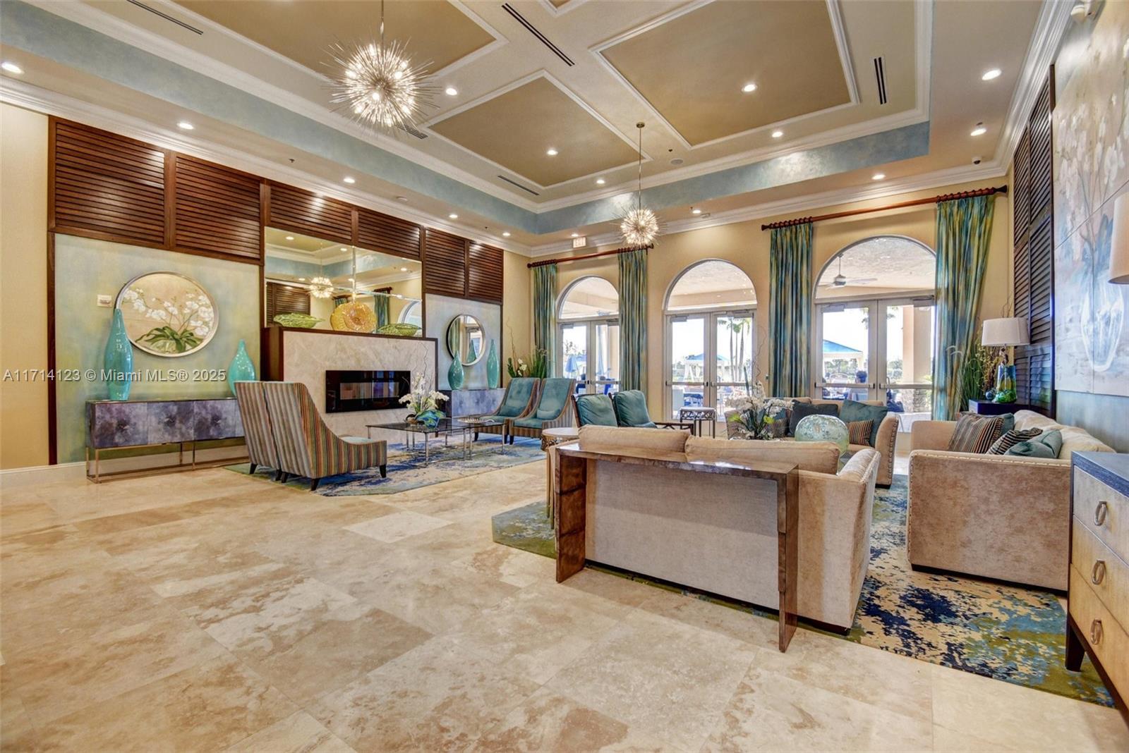 VILLAGGIO RESERVE - Residential