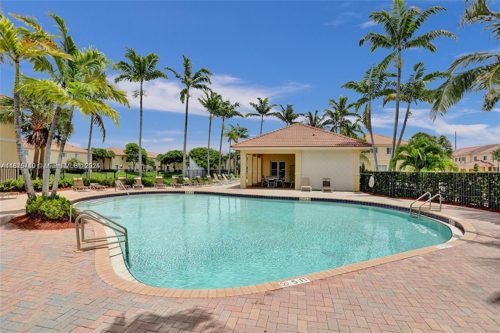 ISLES OF OAKLAND PARK - Residential Lease