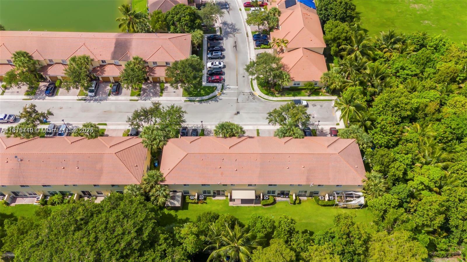 ISLES OF OAKLAND PARK - Residential Lease