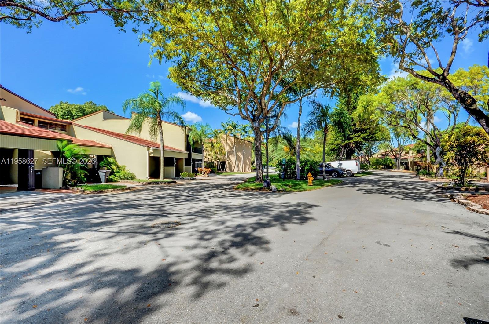 COSTA DEL SOL CONDO NO 2 - Residential