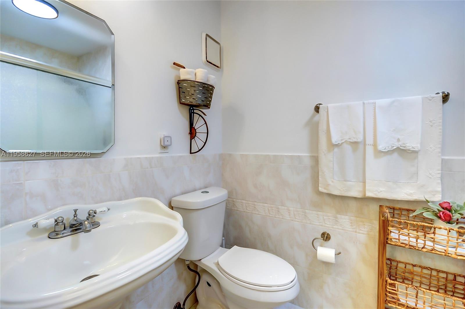 COSTA DEL SOL CONDO NO 2 - Residential