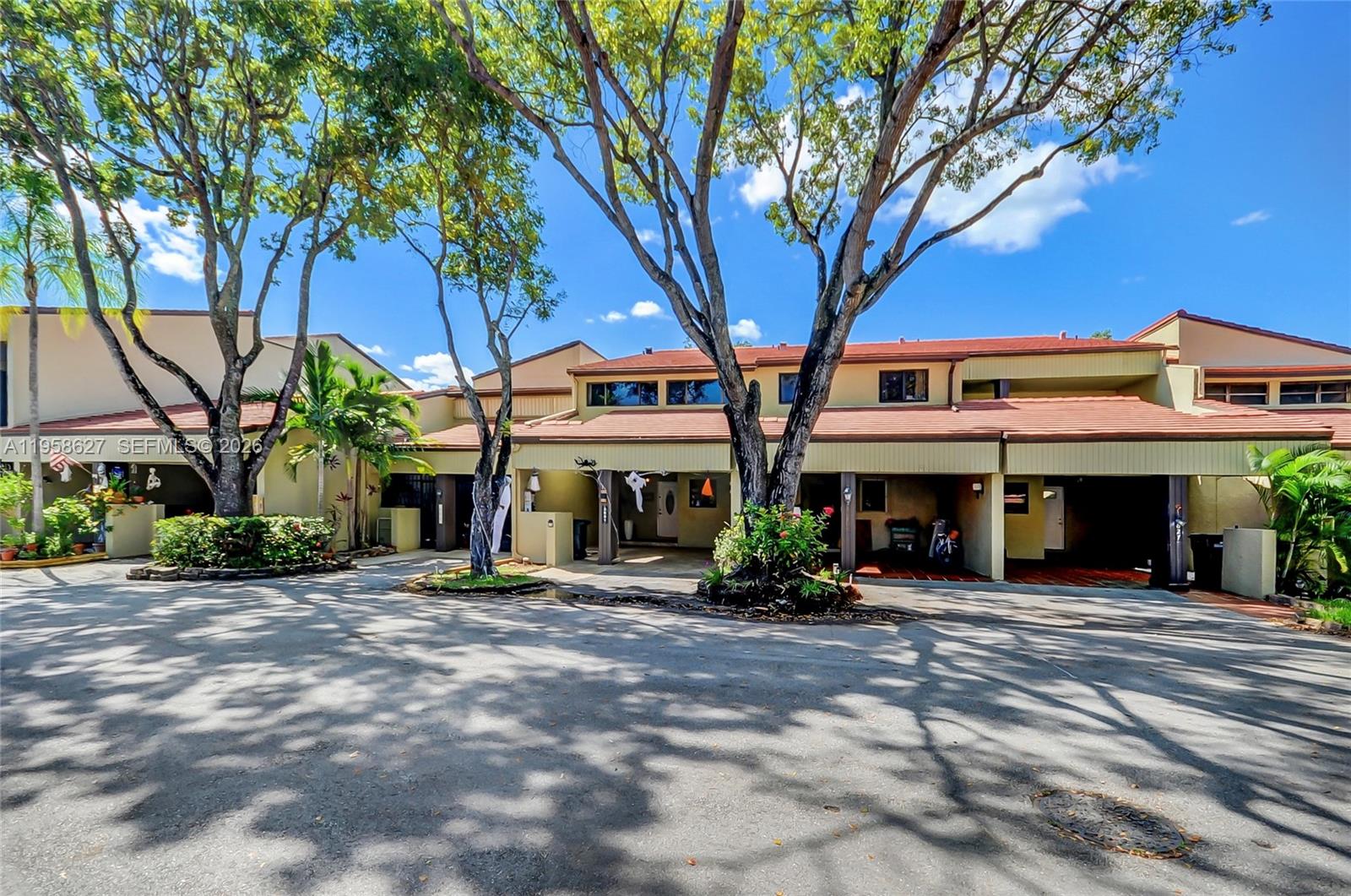 COSTA DEL SOL CONDO NO 2 - Residential