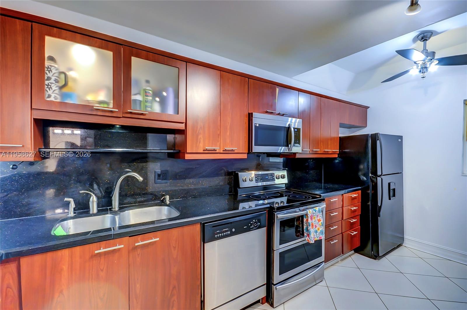 COSTA DEL SOL CONDO NO 2 - Residential