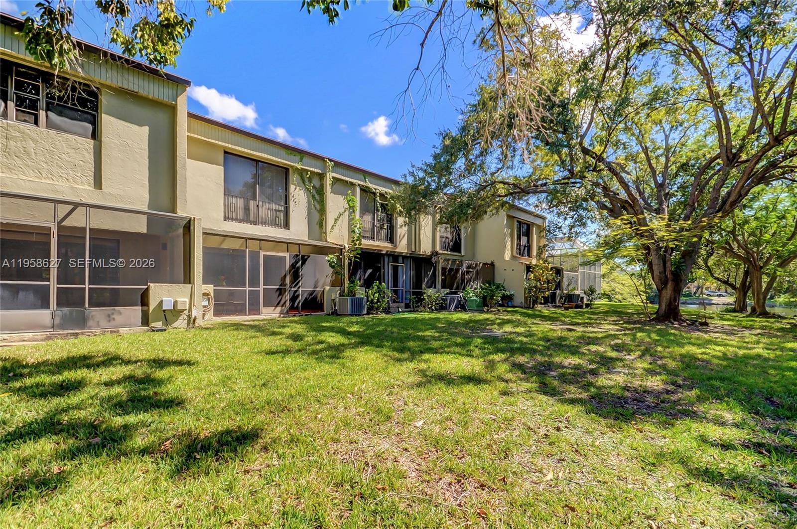 COSTA DEL SOL CONDO NO 2 - Residential