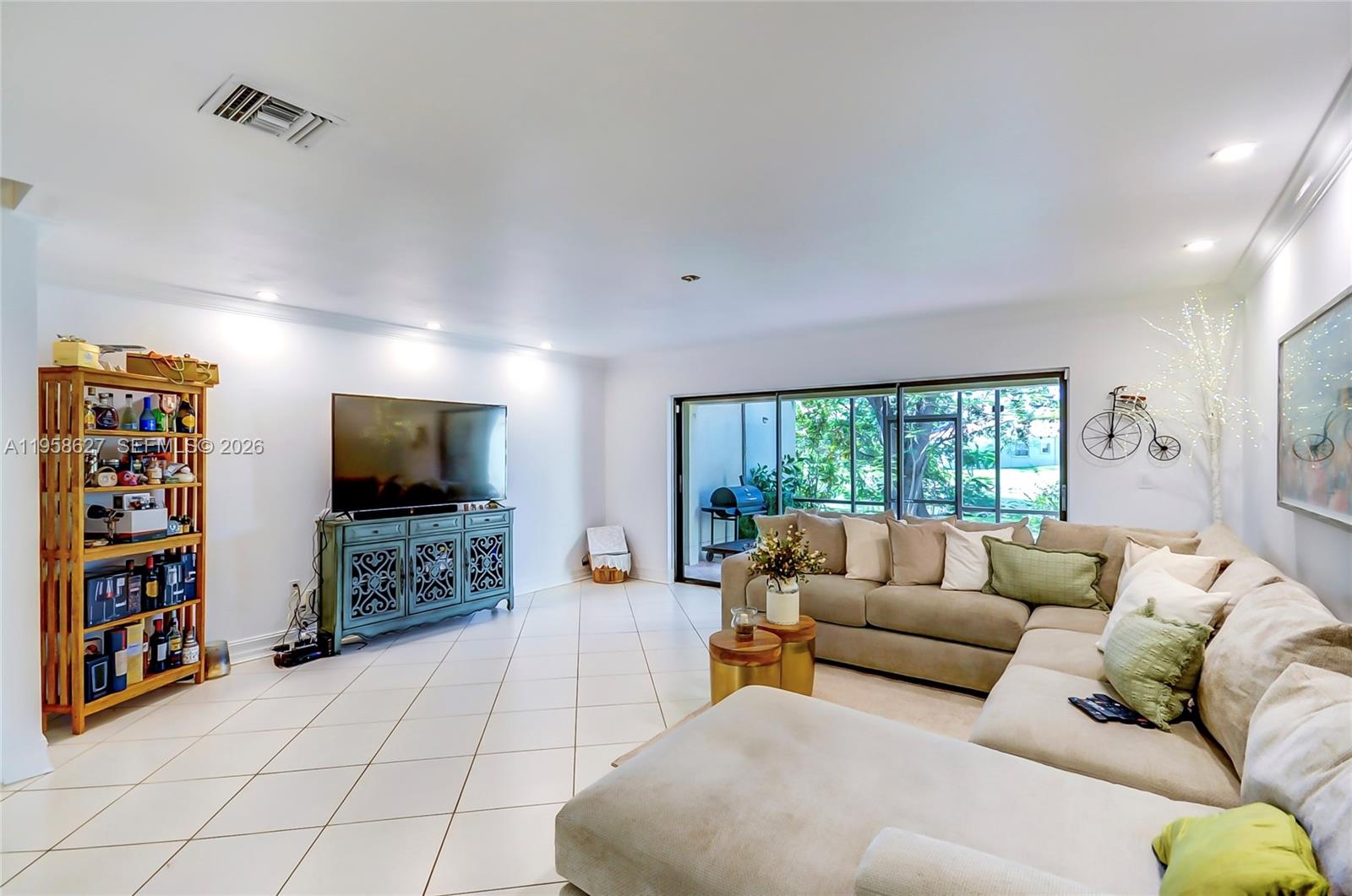 COSTA DEL SOL CONDO NO 2 - Residential