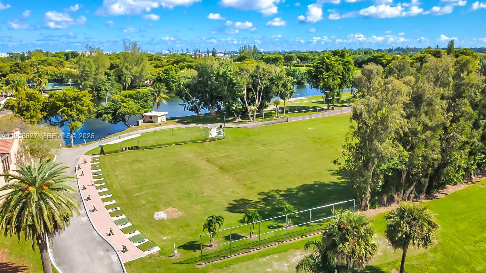 COSTA DEL SOL CONDO NO 2 - Residential