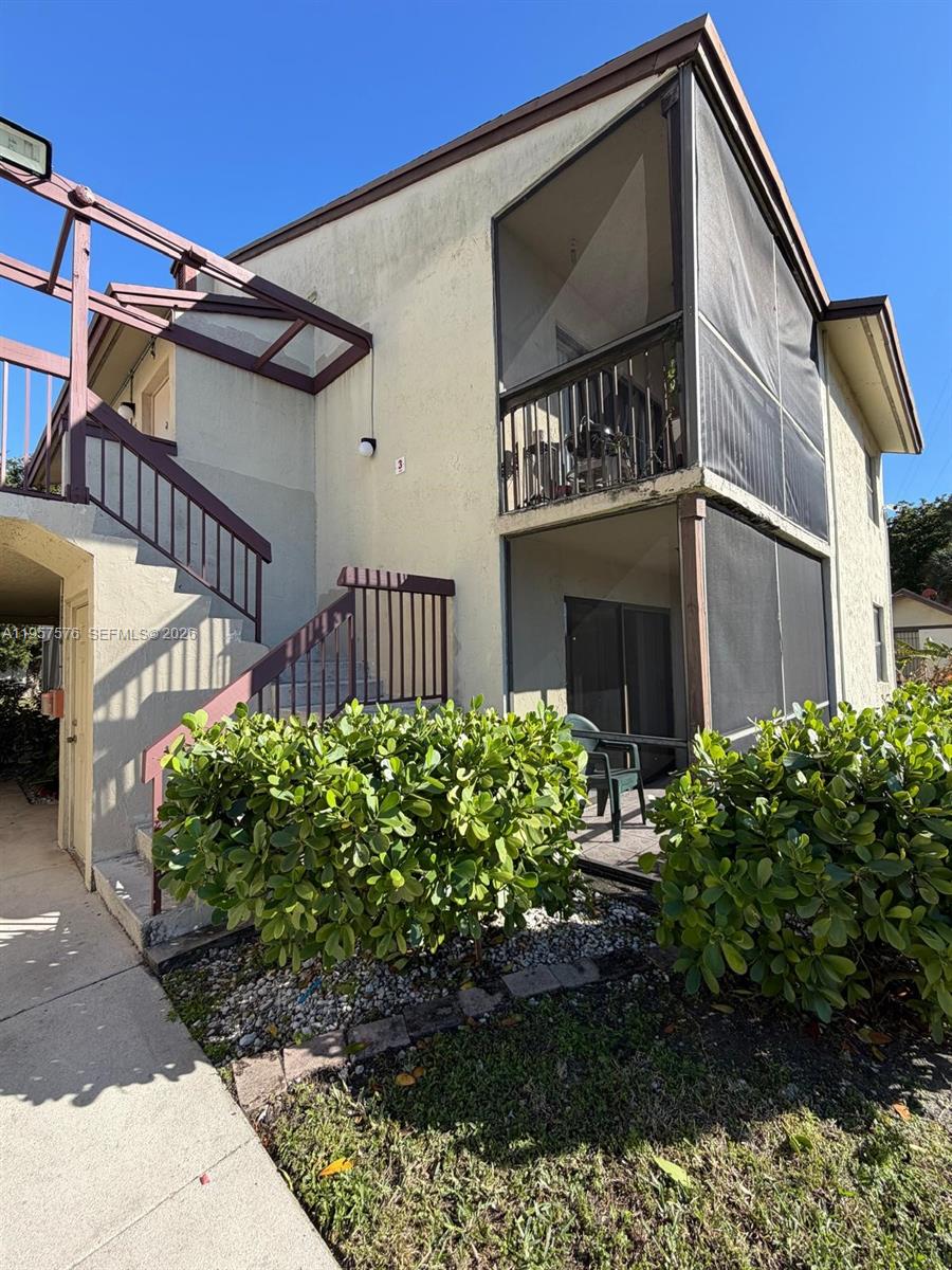 MCARTHUR PARK MISTY LK CO - Residential