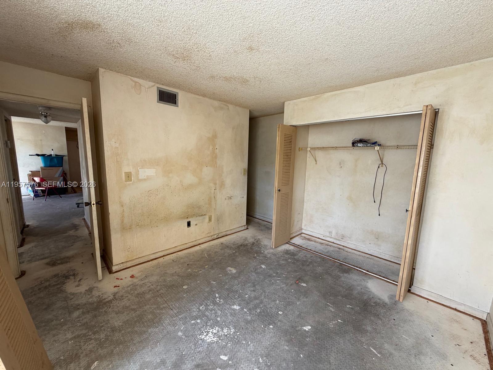 MCARTHUR PARK MISTY LK CO - Residential