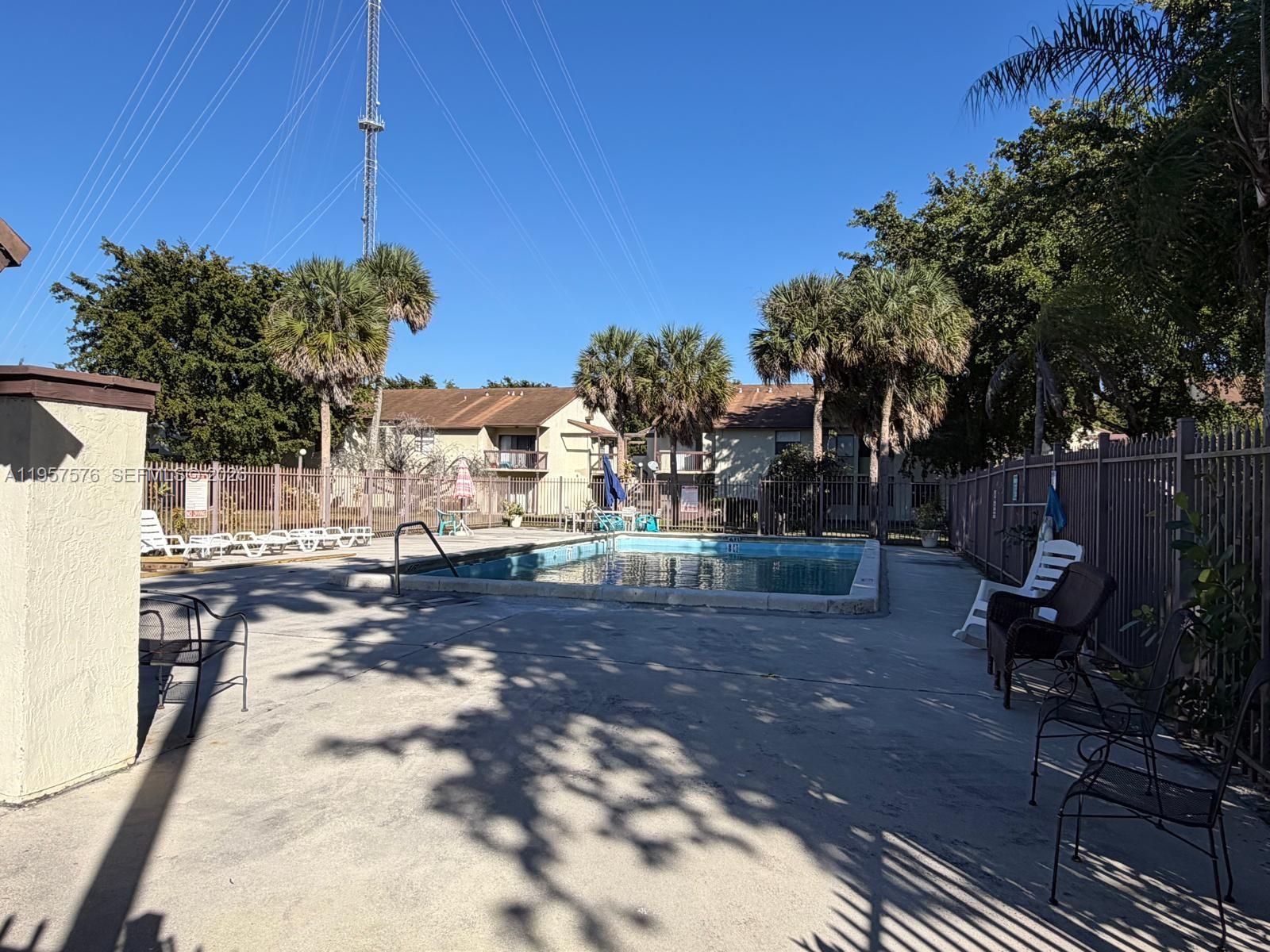 MCARTHUR PARK MISTY LK CO - Residential