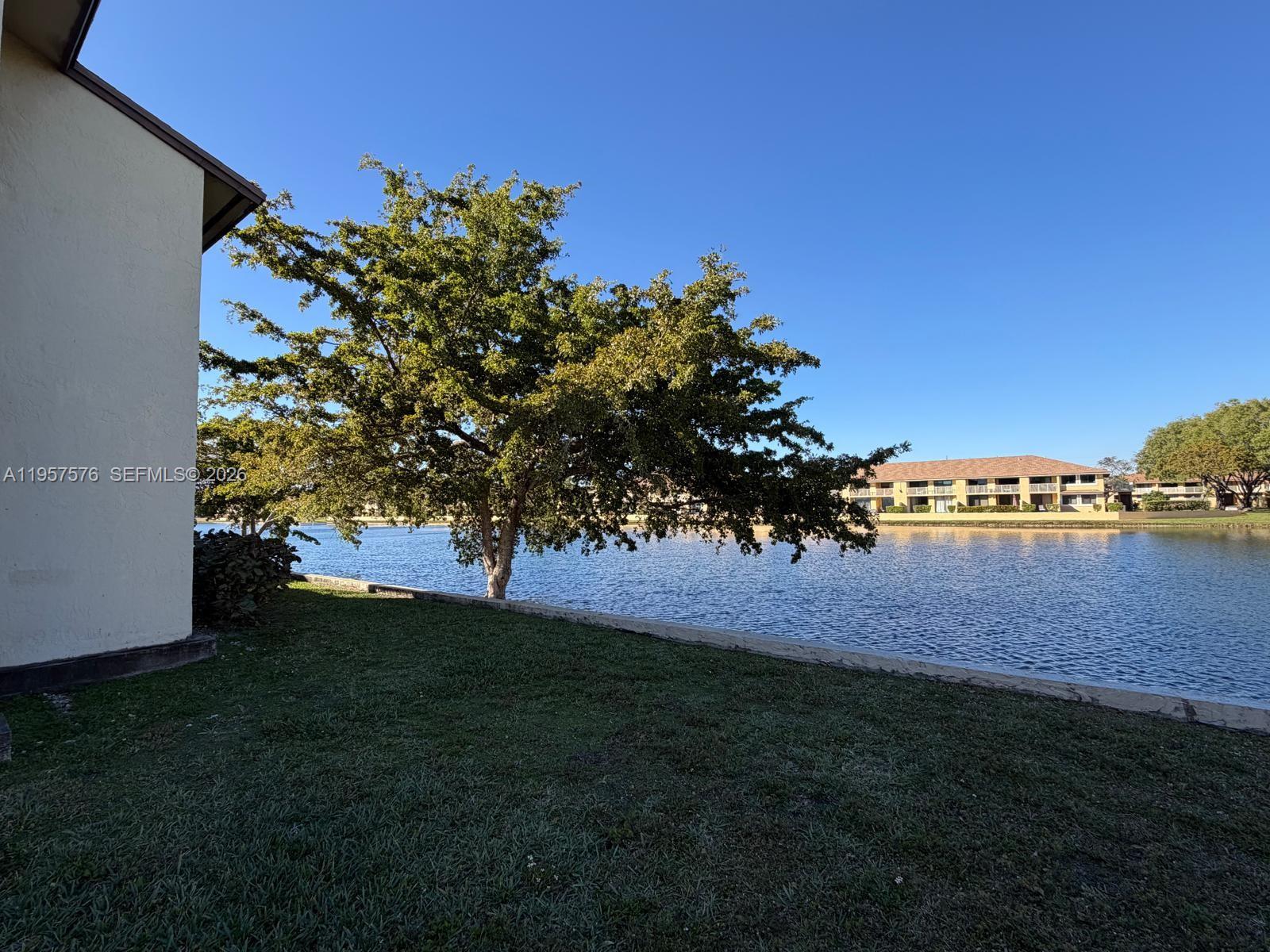 MCARTHUR PARK MISTY LK CO - Residential