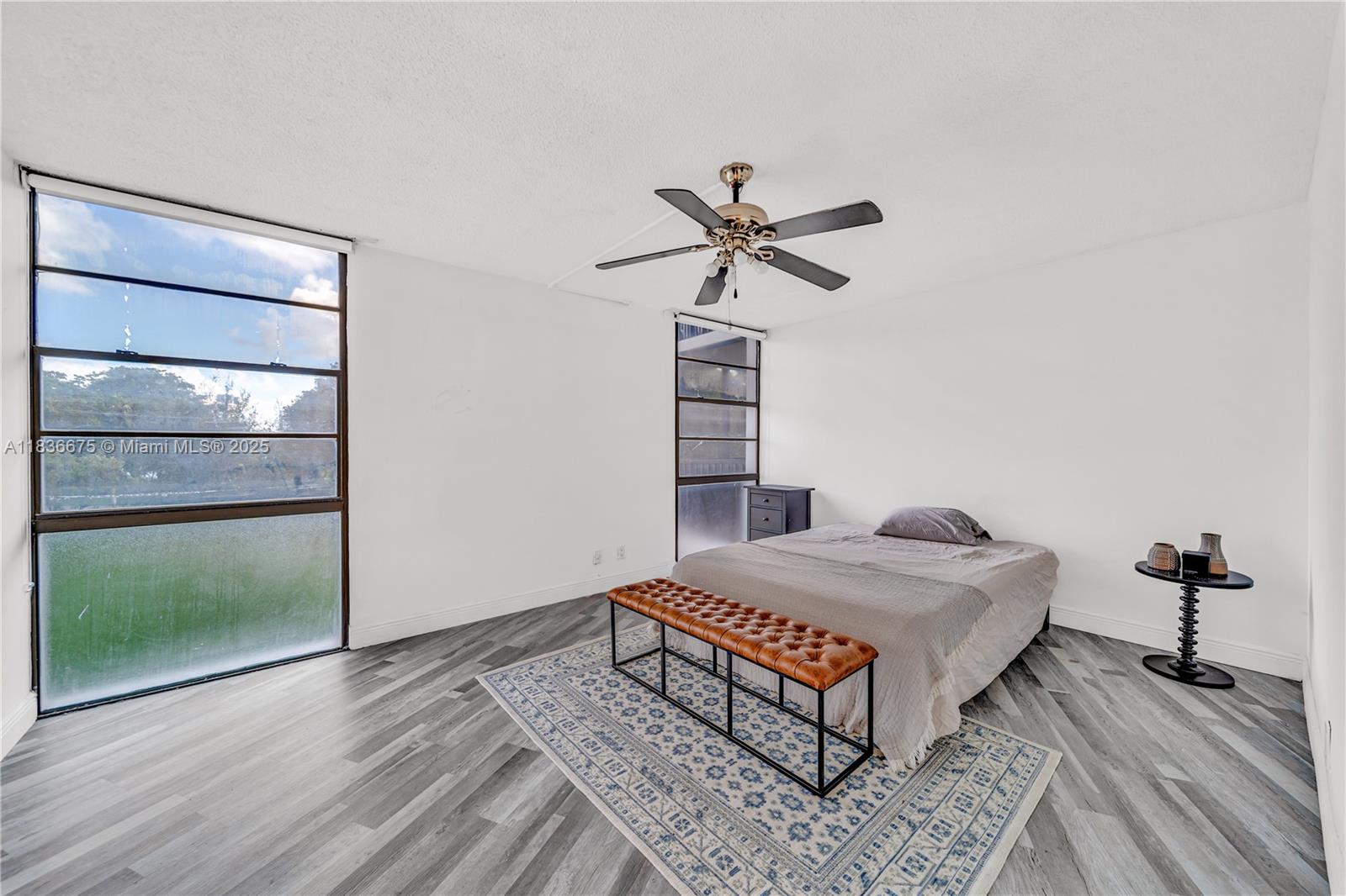 ENSENADA CONDO BLDG E-II - Residential