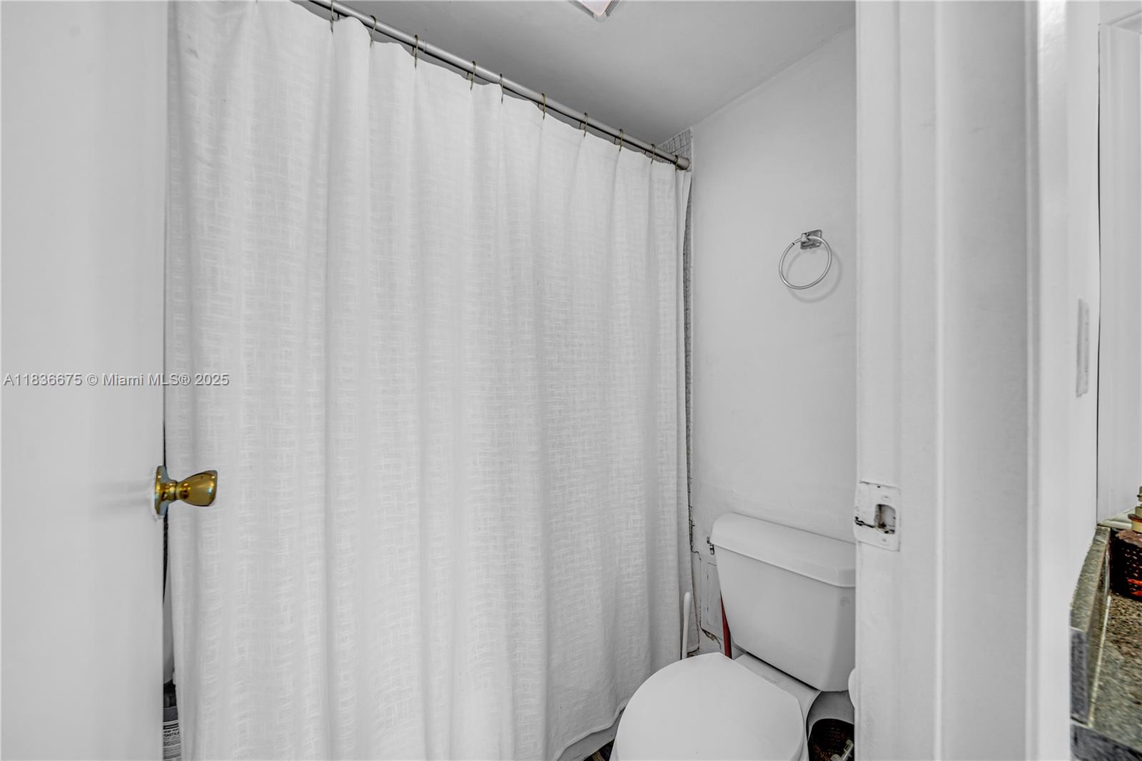 ENSENADA CONDO BLDG E-II - Residential