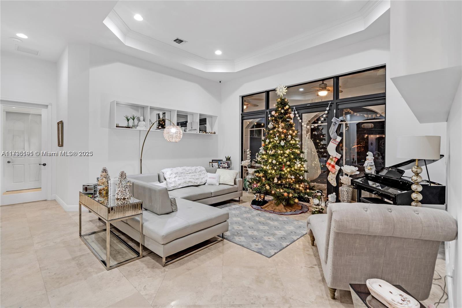 CANEROS FOREST - Residential