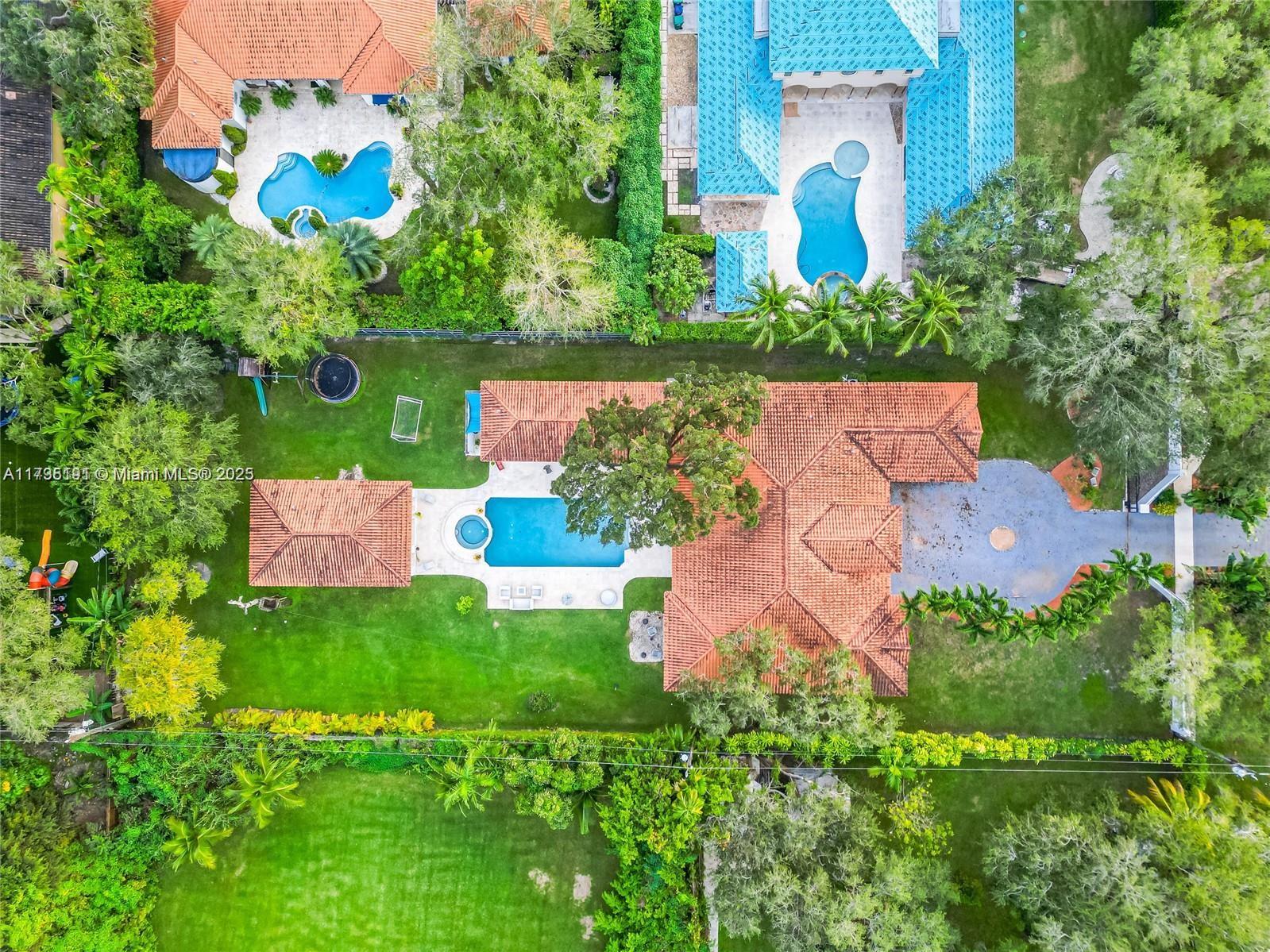 CANEROS FOREST - Residential