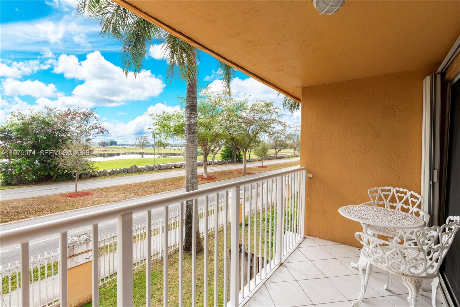 SIENNA VILLAS CONDO - Residential Lease