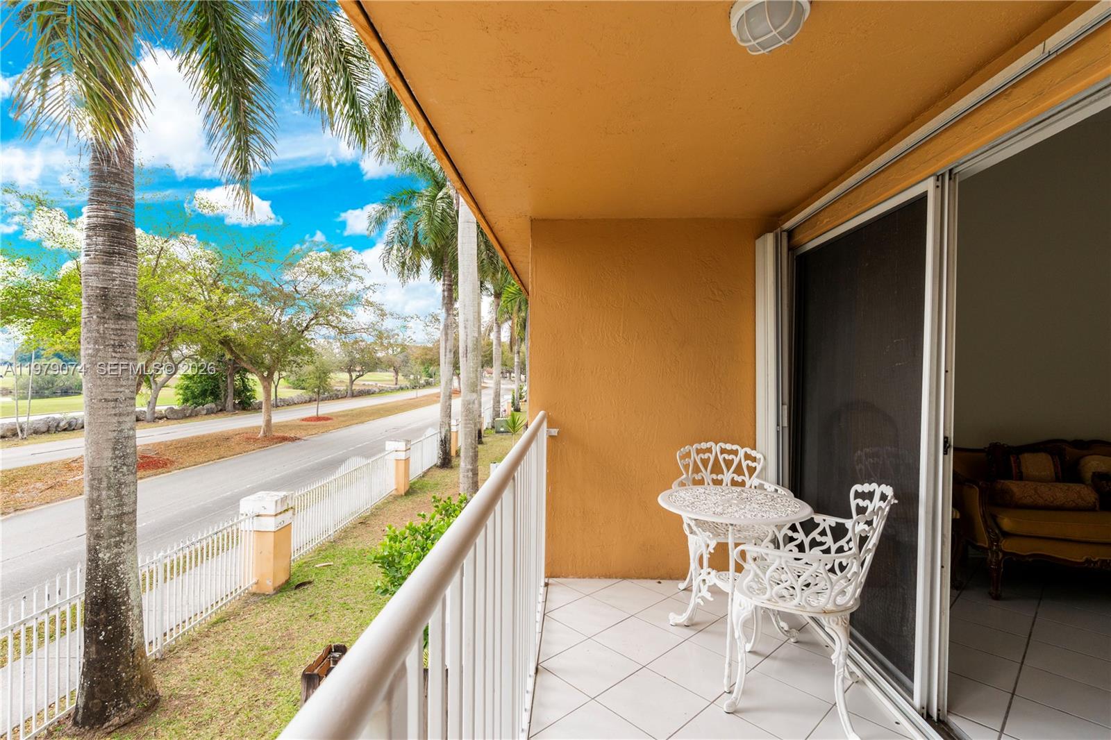 SIENNA VILLAS CONDO - Residential Lease