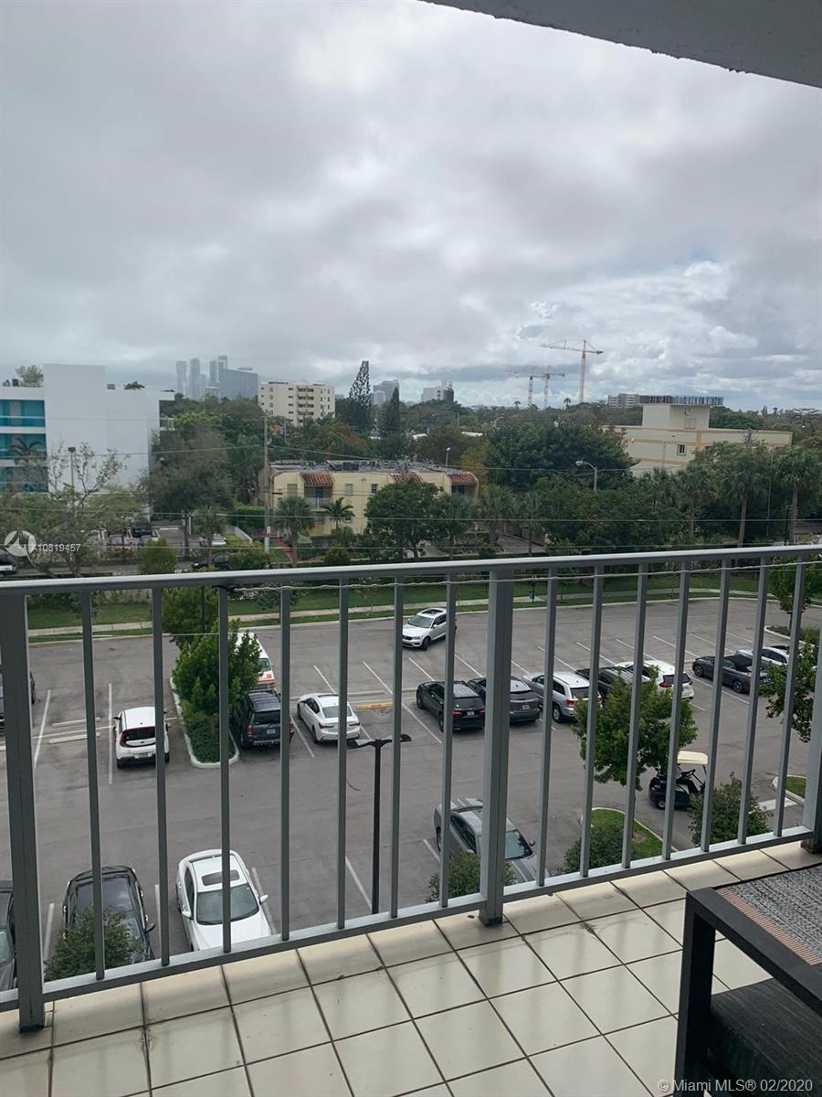 NIRVANA CONDO NO FIVE CON - Residential