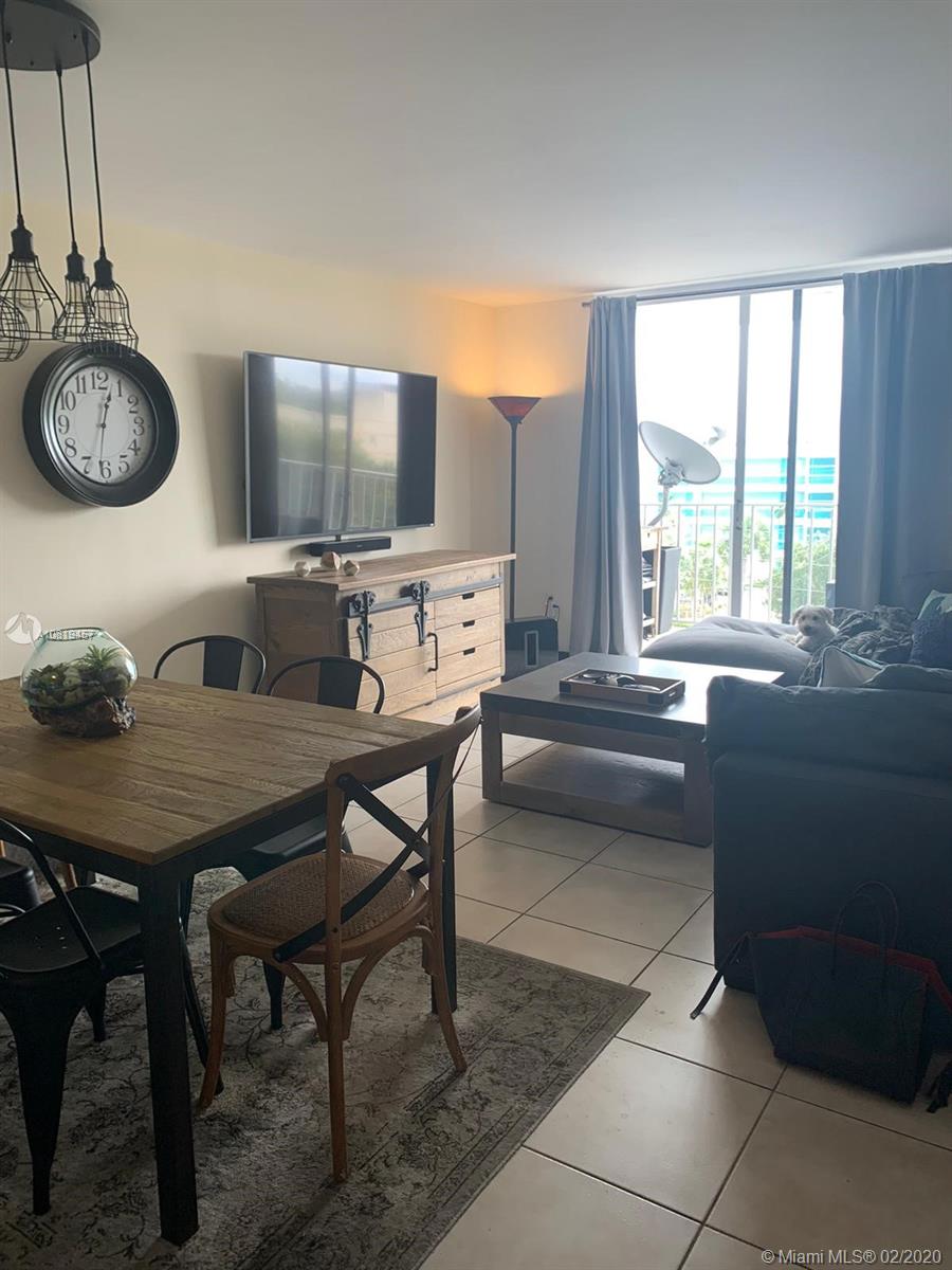 NIRVANA CONDO NO FIVE CON - Residential