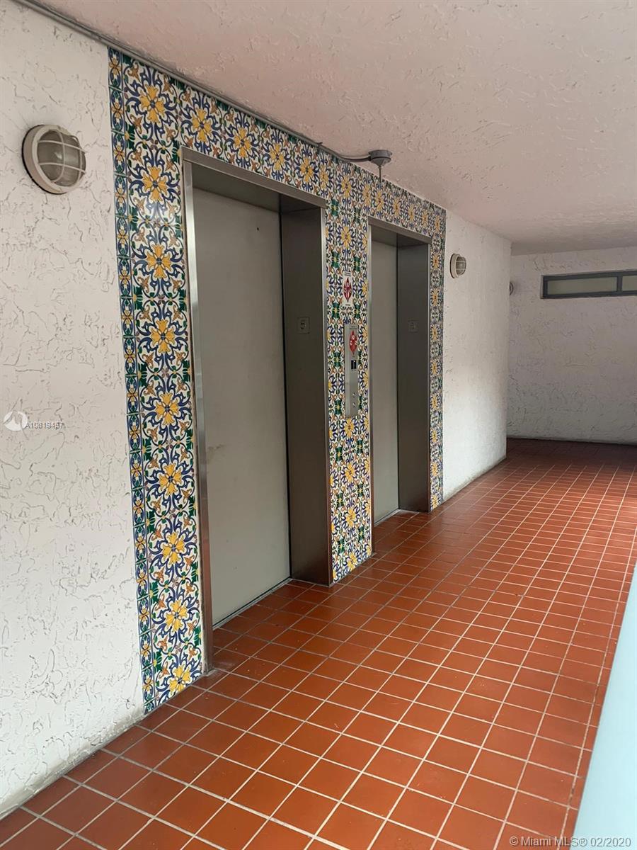 NIRVANA CONDO NO FIVE CON - Residential