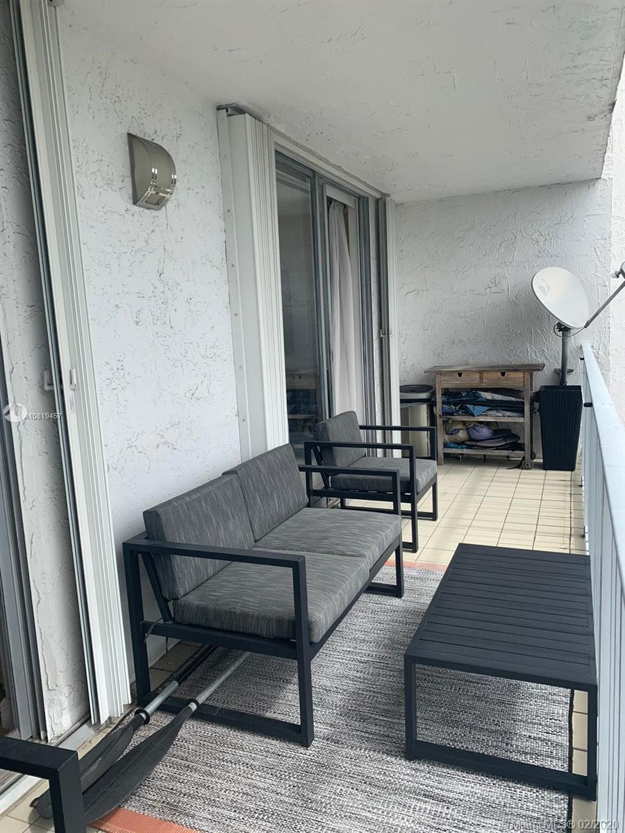 NIRVANA CONDO NO FIVE CON - Residential