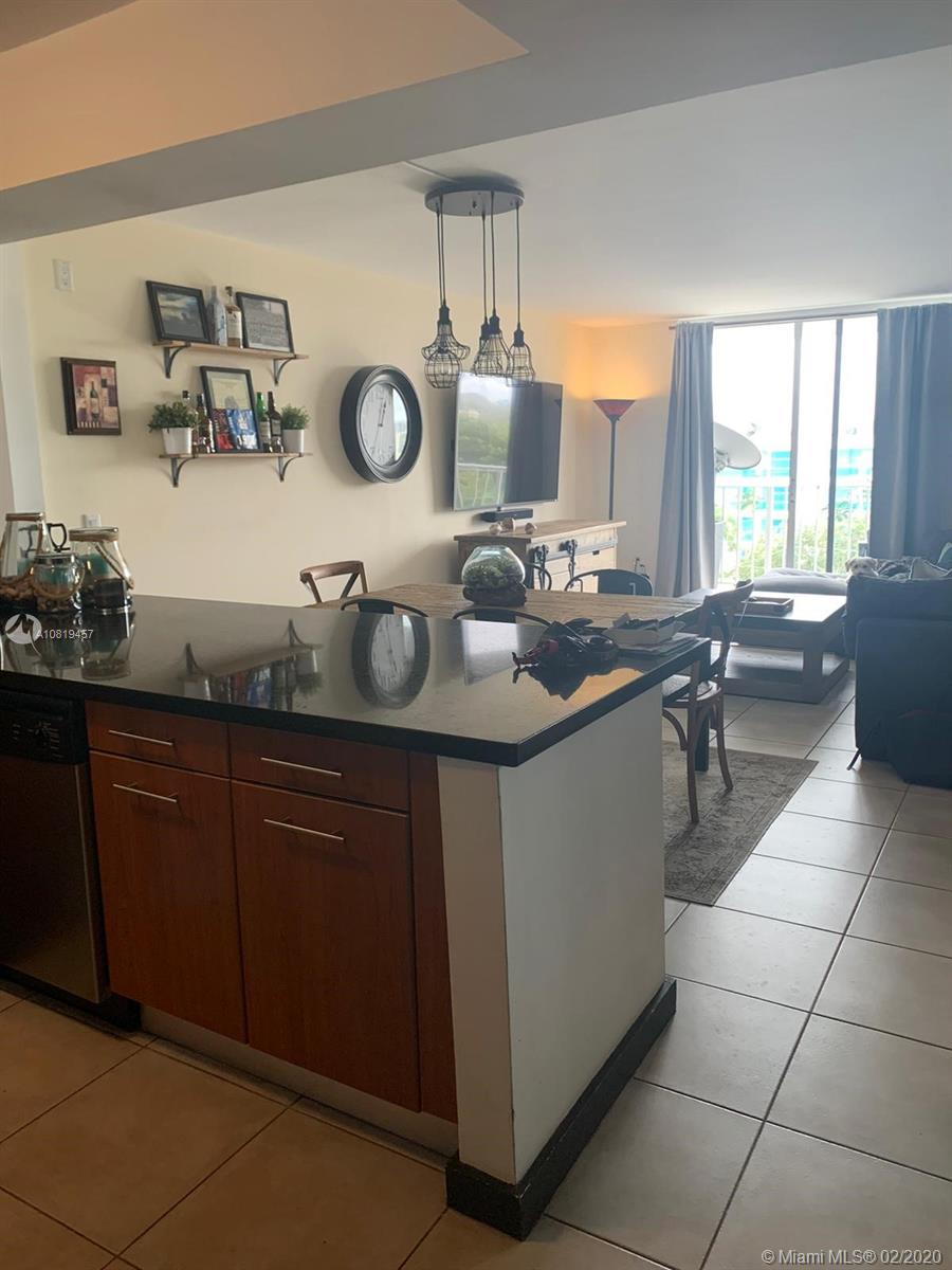 NIRVANA CONDO NO FIVE CON - Residential