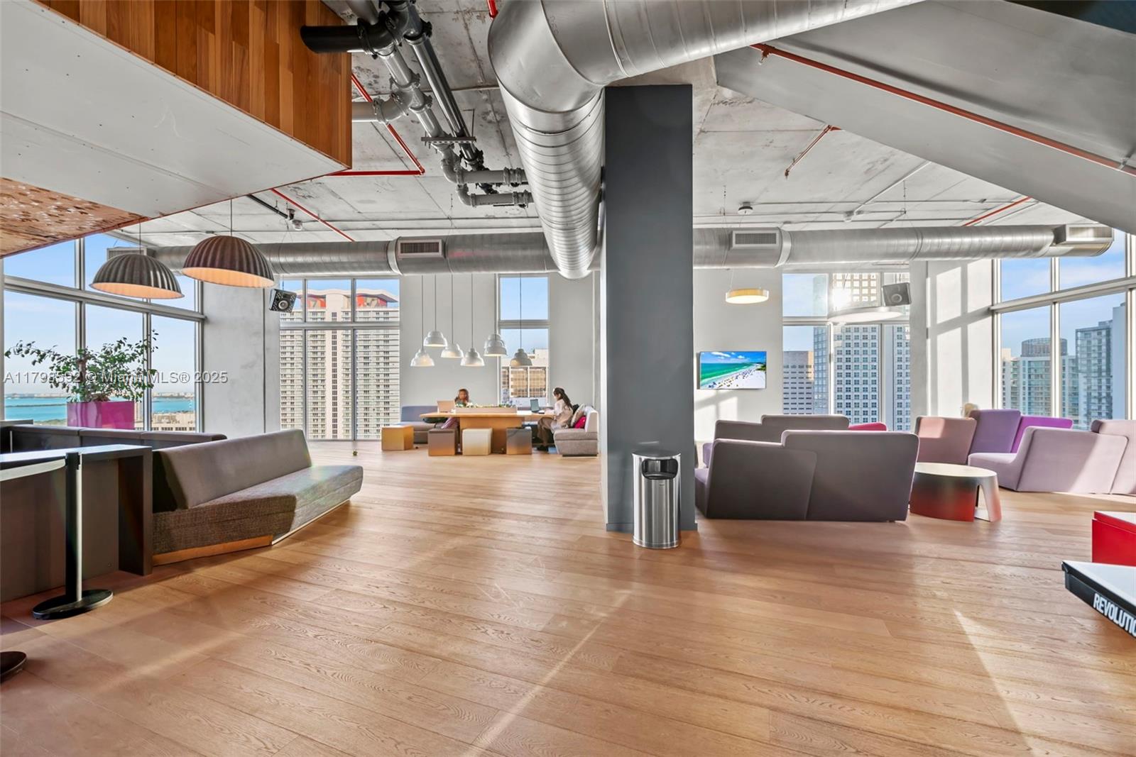 CENTRO CONDO - Residential