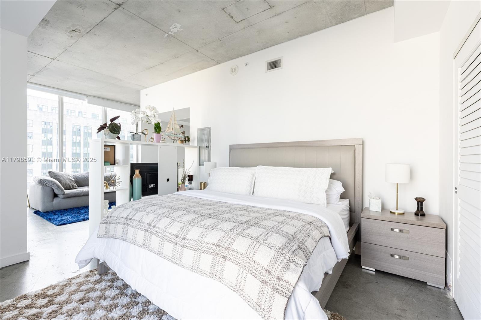 CENTRO CONDO - Residential