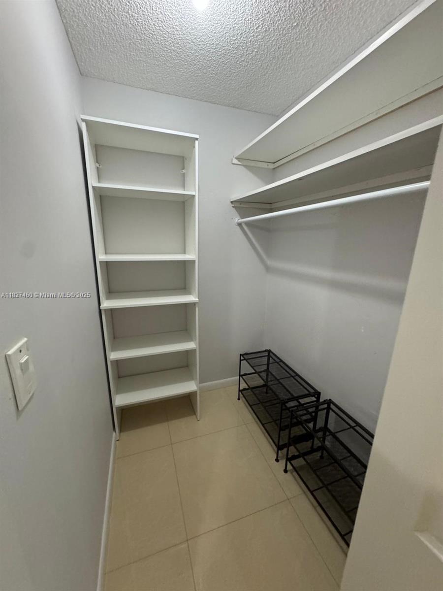 VILLA DORADA CONDO NO 2 - Residential