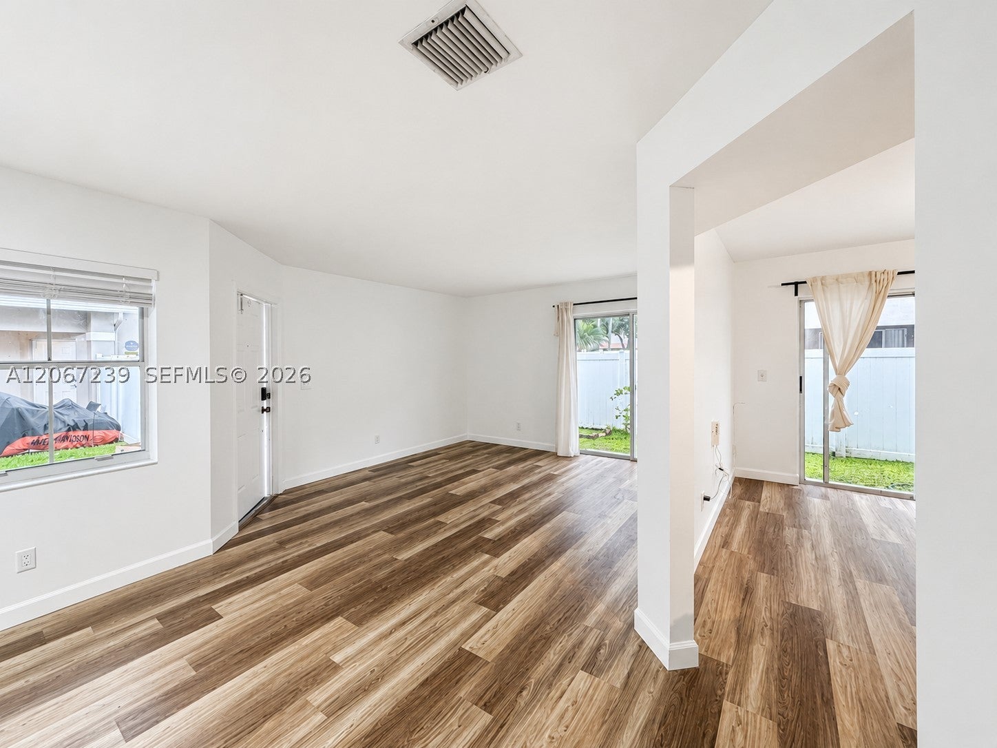 12615 SW 54th Ct