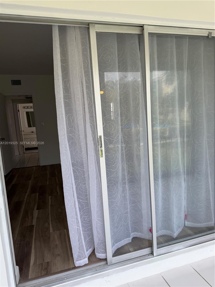 PLANTATION TERRACE CONDO - Residential