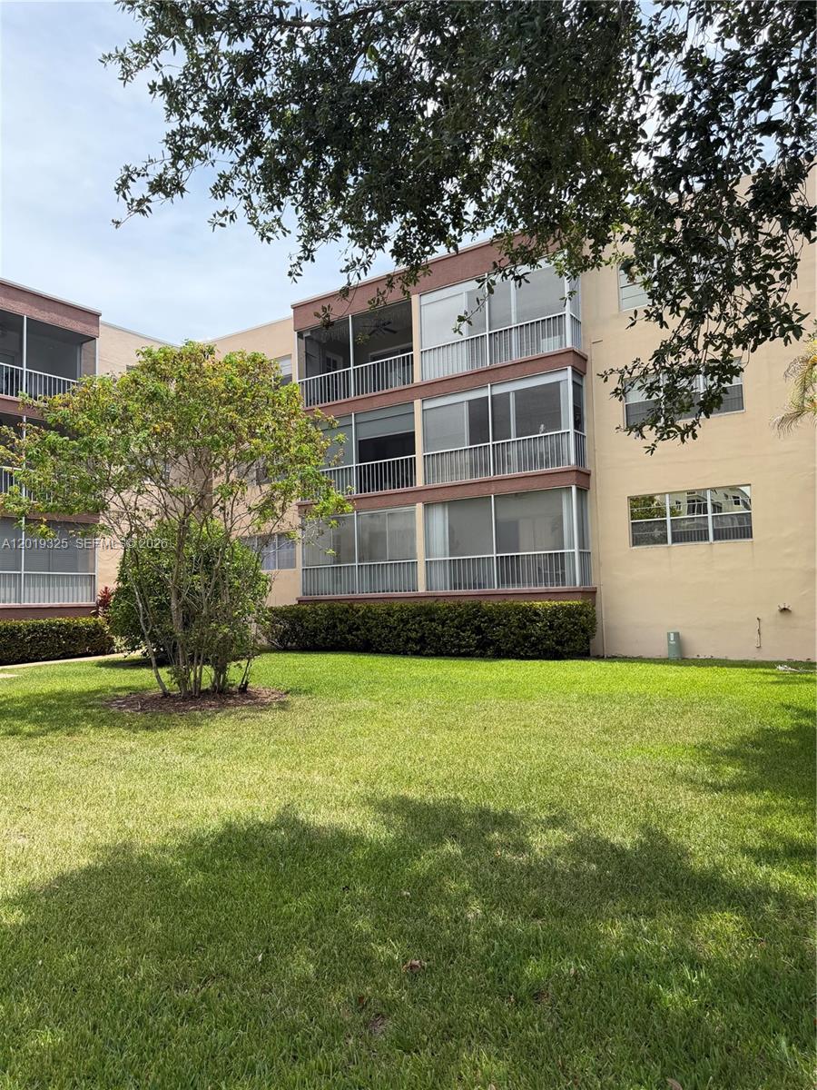 PLANTATION TERRACE CONDO - Residential